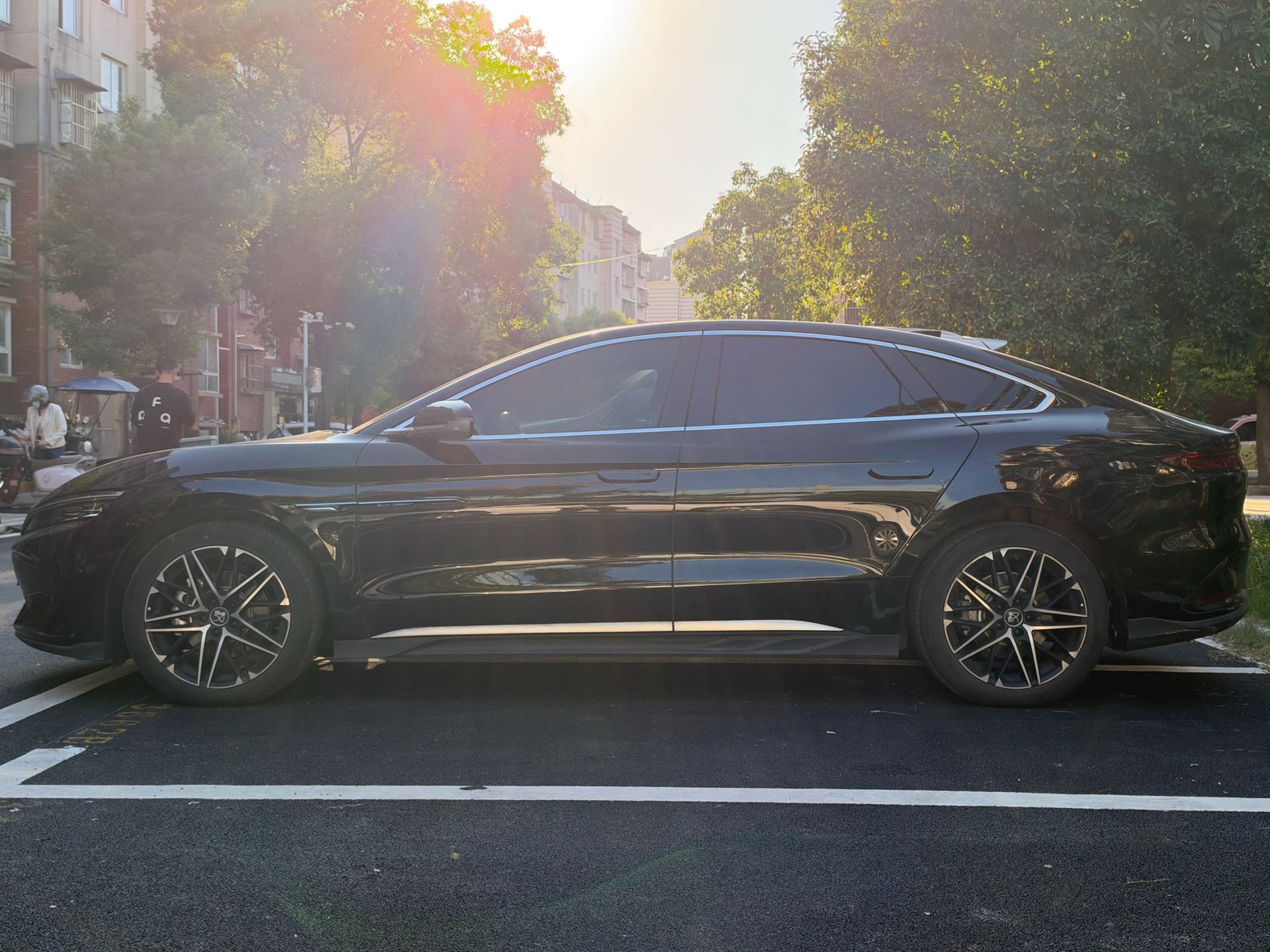 BYD Han 2025 #5 BYD Han 2025 изображение автомобиля #5