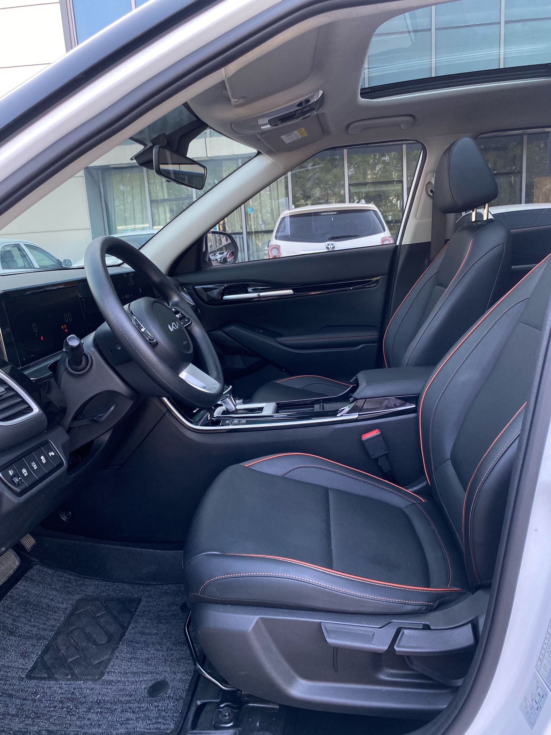 Kia Seltos 2024 #4 Kia Seltos 2024 صورة سيارة #4