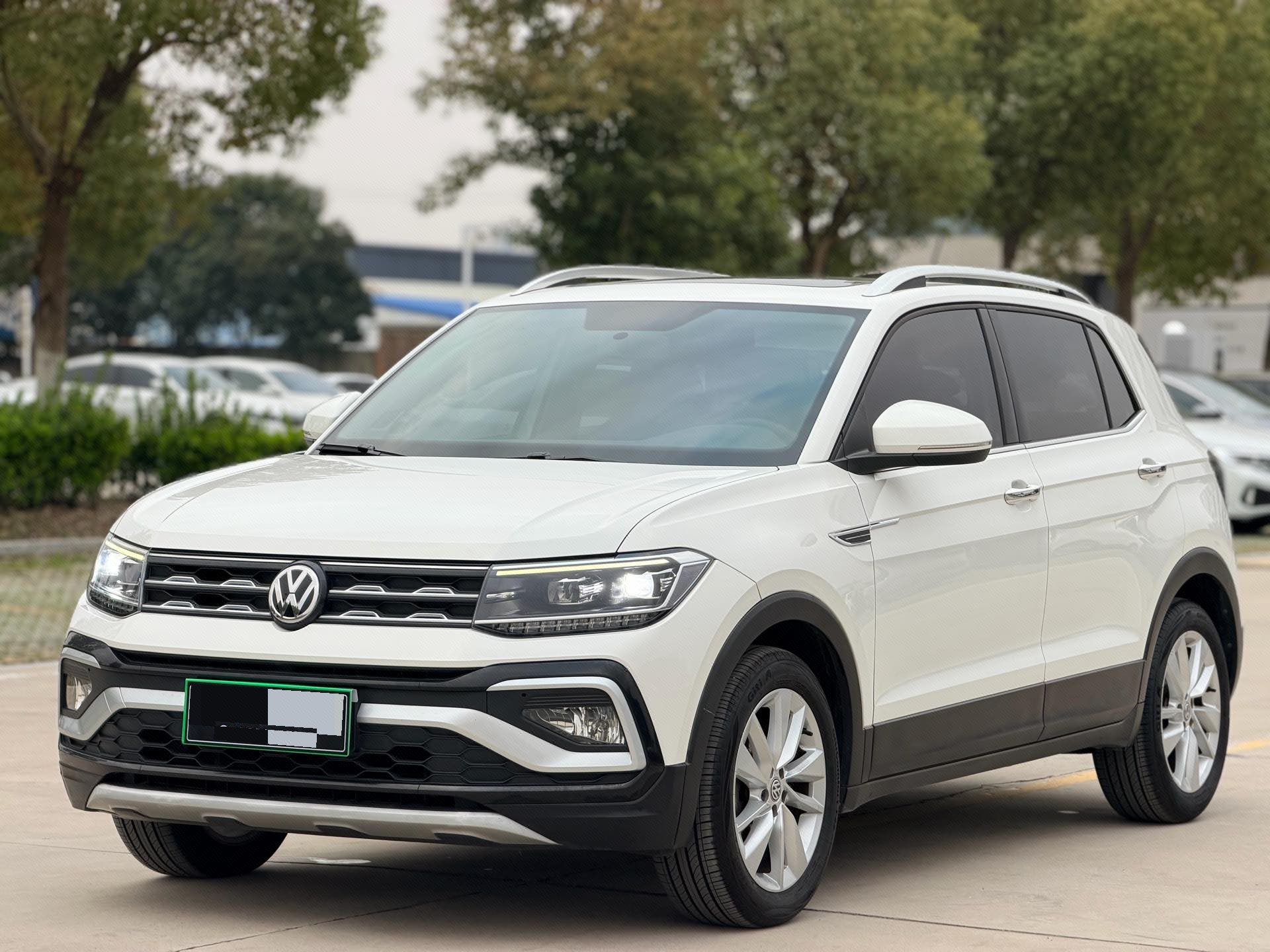 Volkswagen T-Cross 2020 Volkswagen T-Cross 2020 car image