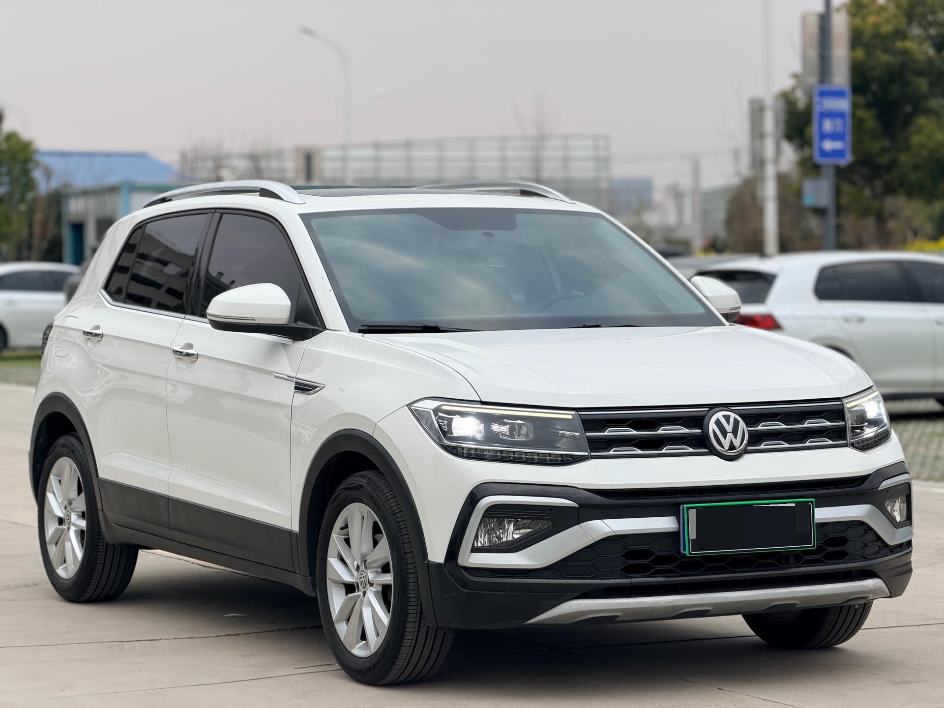 Volkswagen T-Cross 2020 #3 Volkswagen T-Cross 2020 car image #3