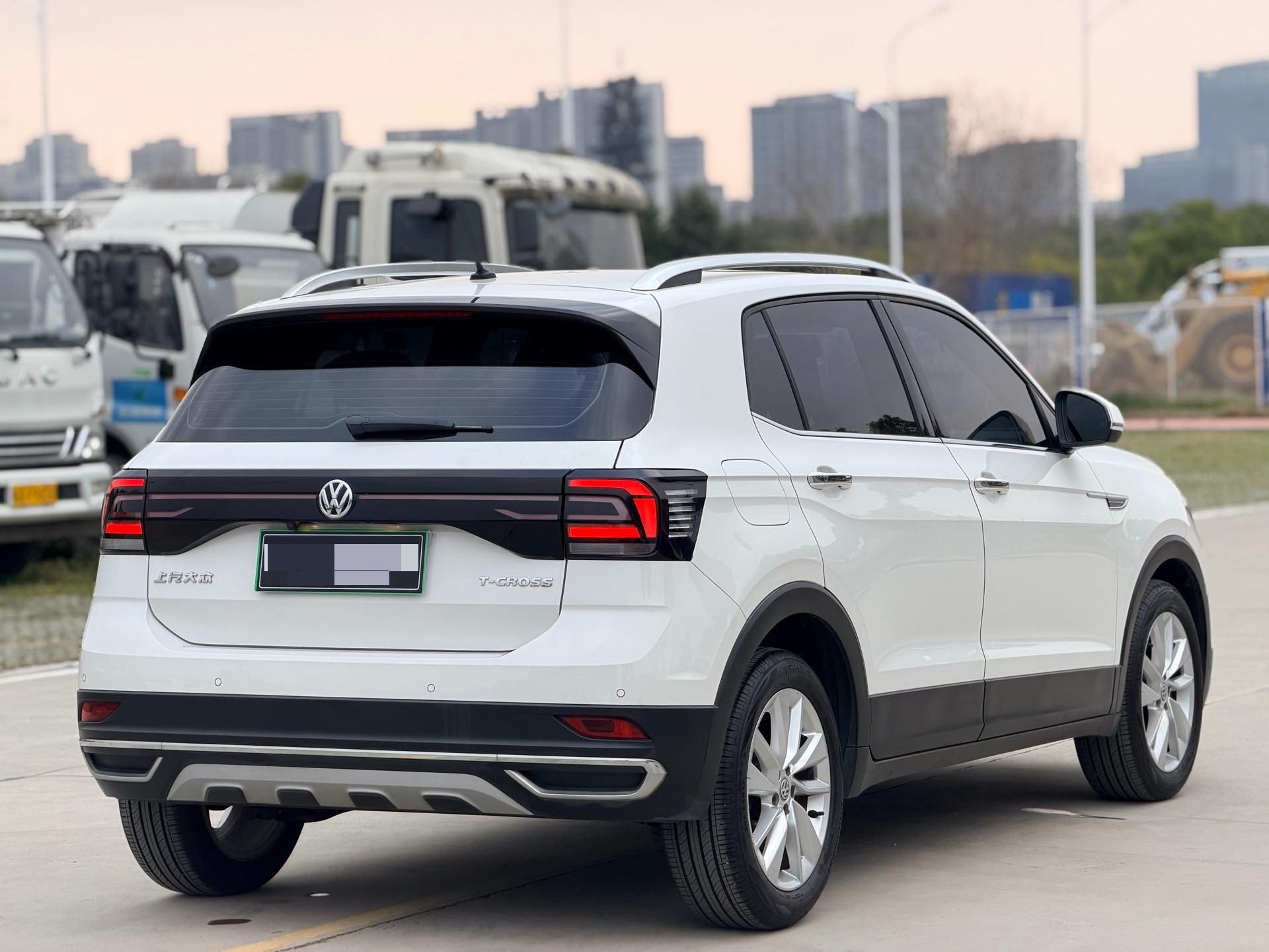 Volkswagen T-Cross 2020 #5 Volkswagen T-Cross 2020 car image #5