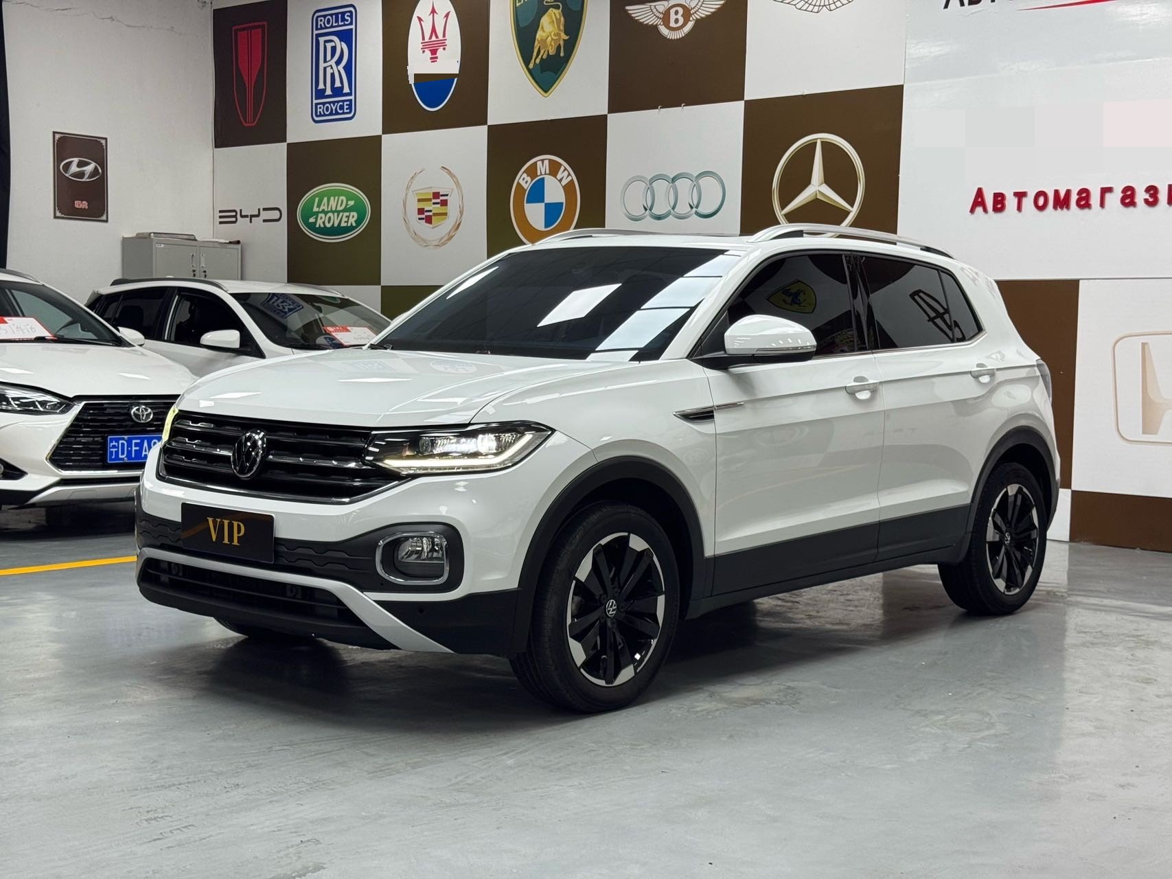 Volkswagen Tacqua 2023 car image 