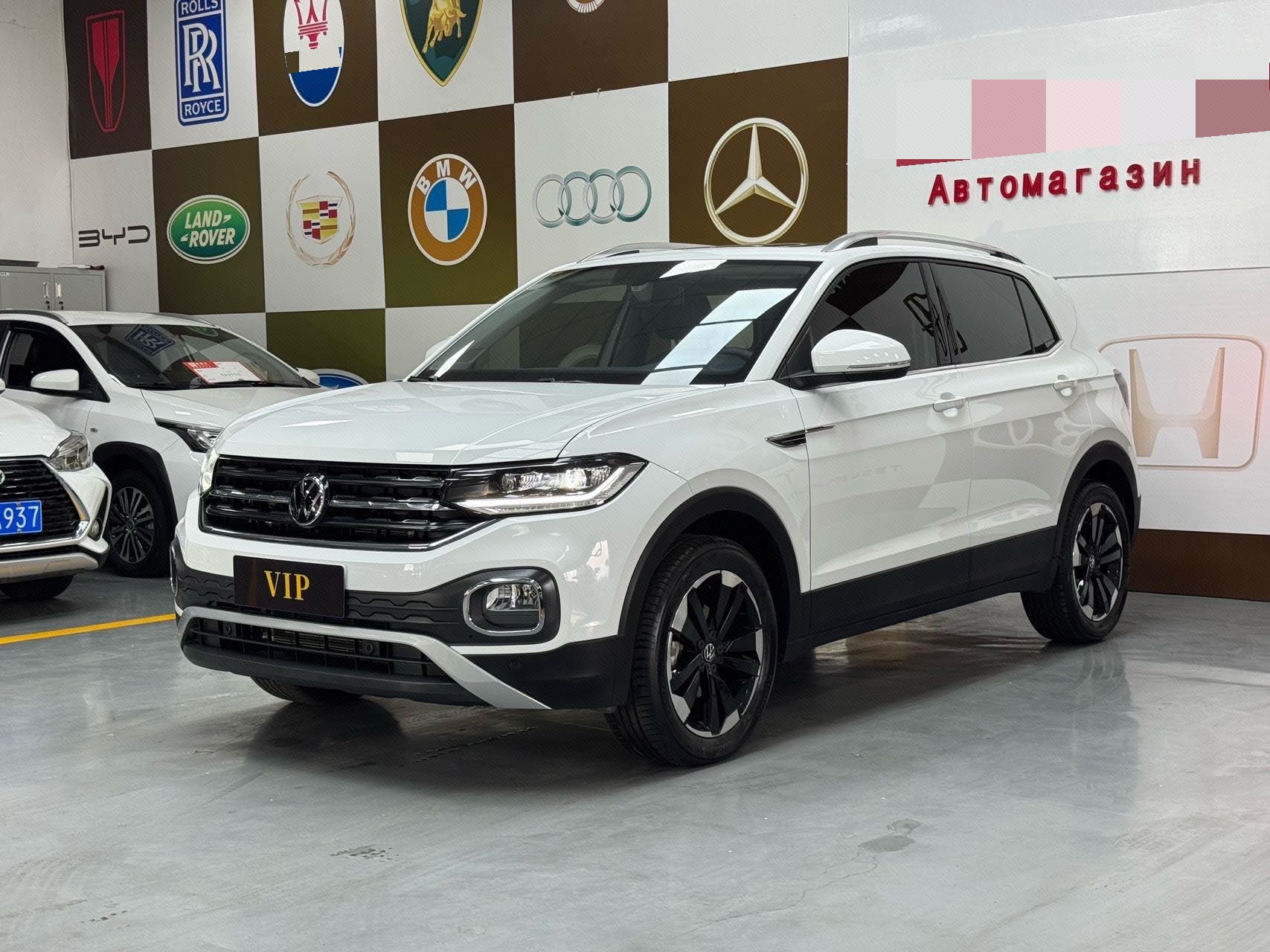 Volkswagen Tacqua 2022 car image 
