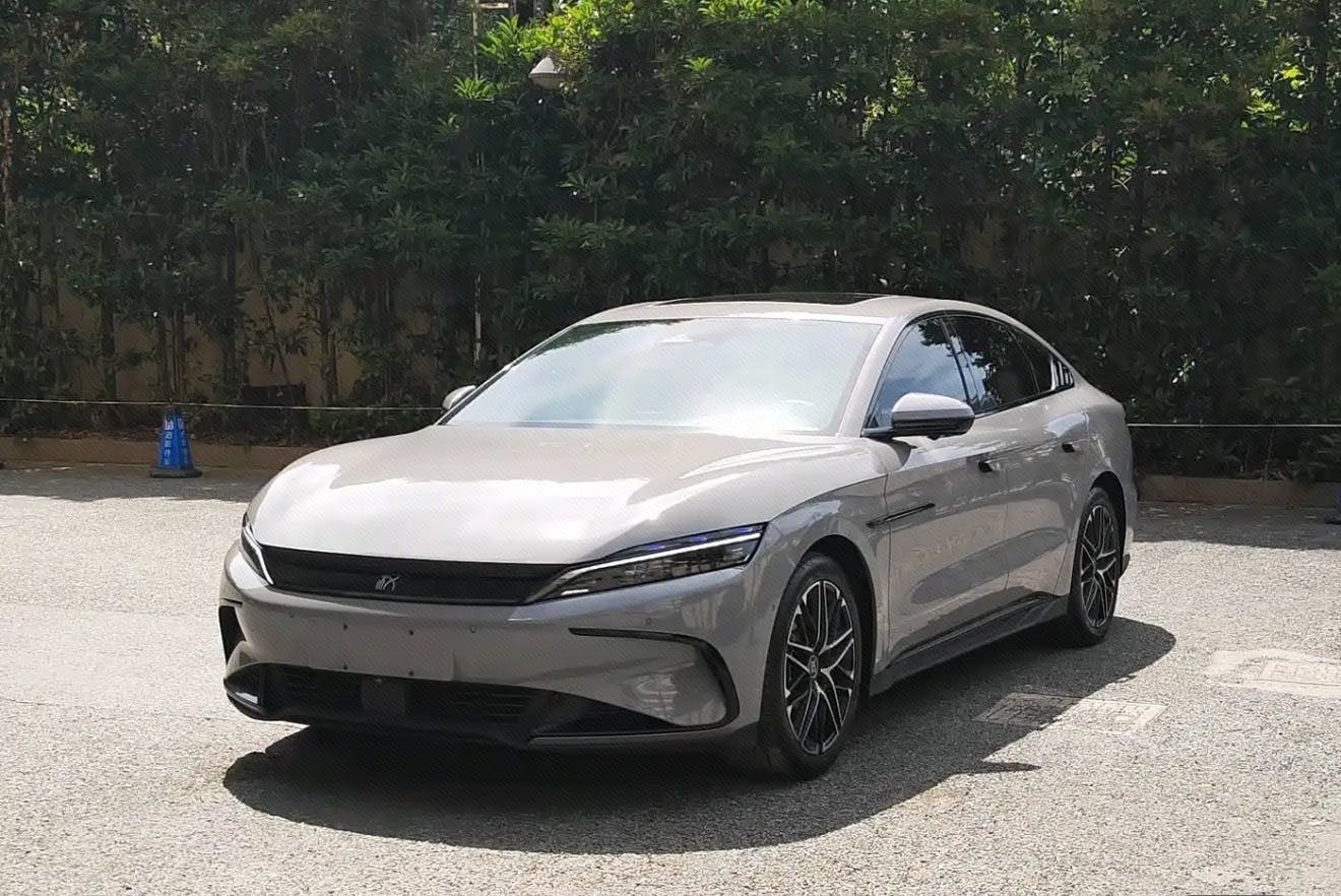 BYD Han 2025 car image 