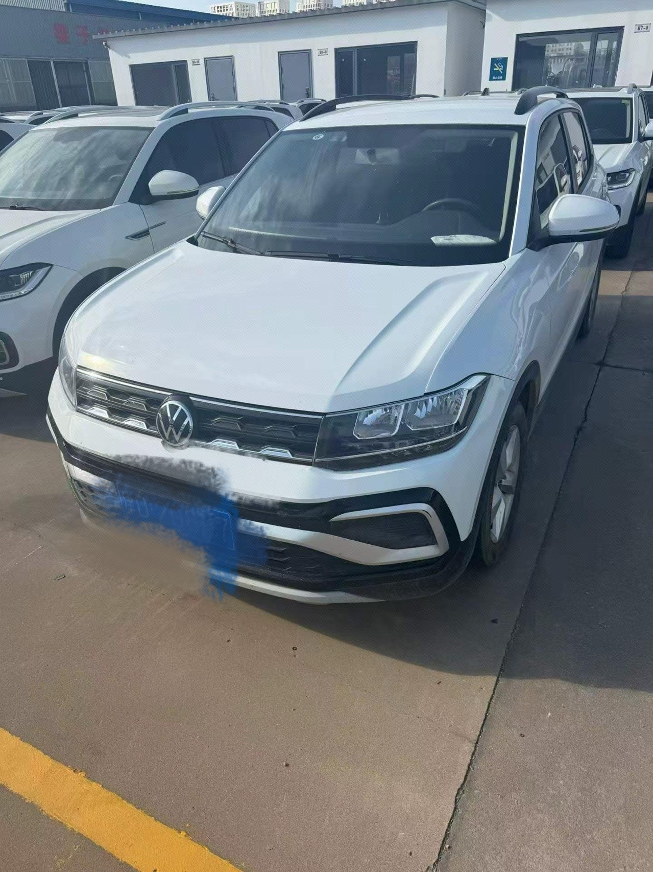 Volkswagen T-Cross 2023 car image 