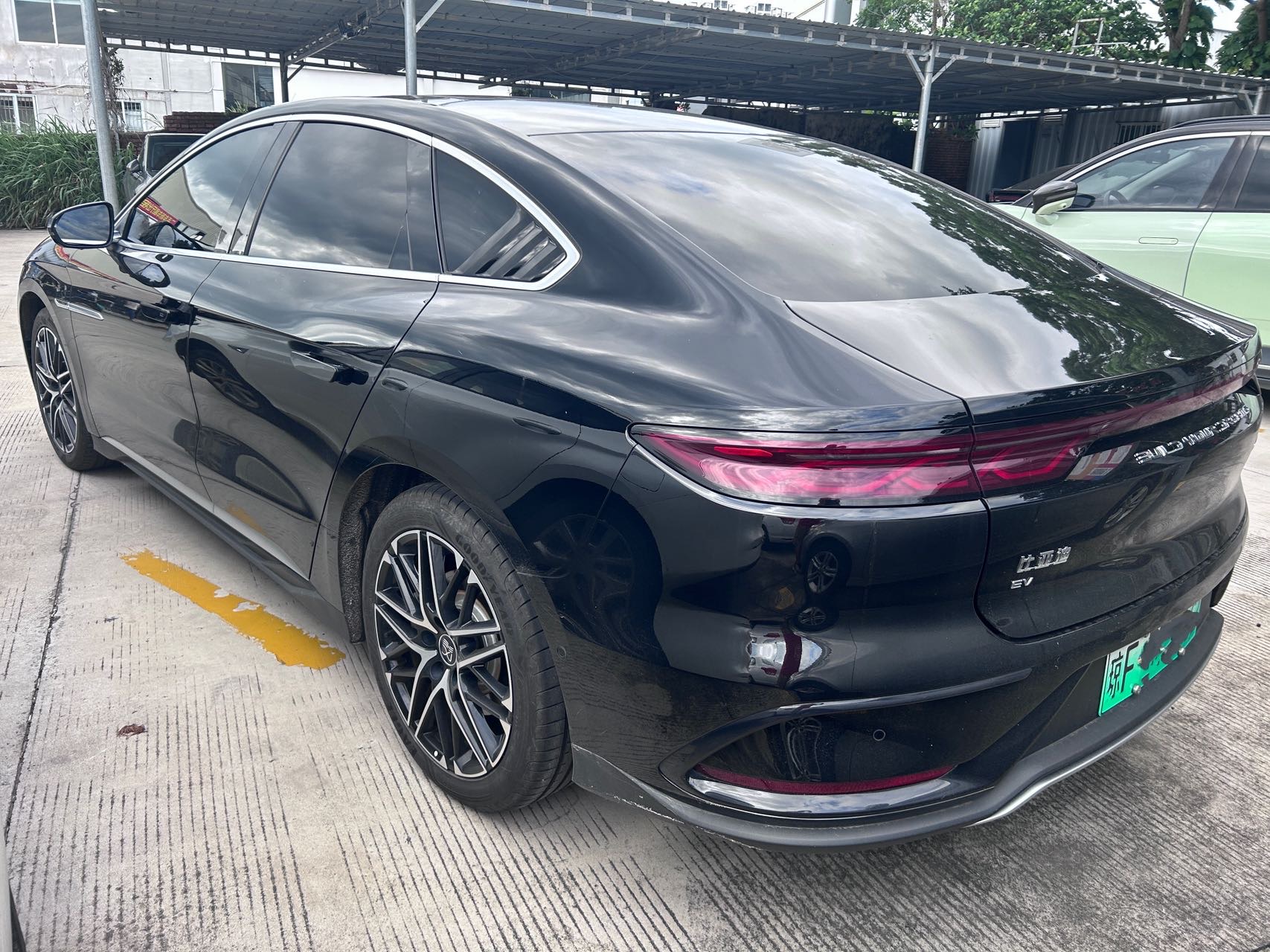 BYD Han 2024 #9 BYD Han 2024 car image #9