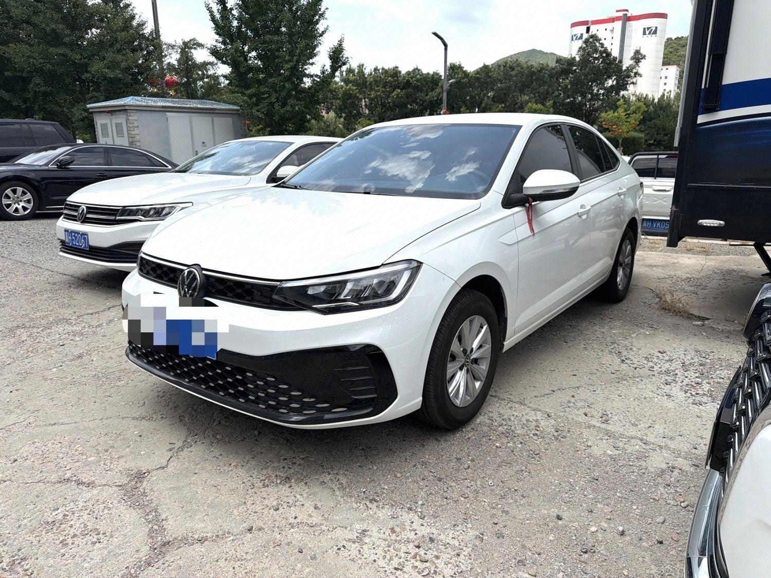Volkswagen Lavida 2025 car image 