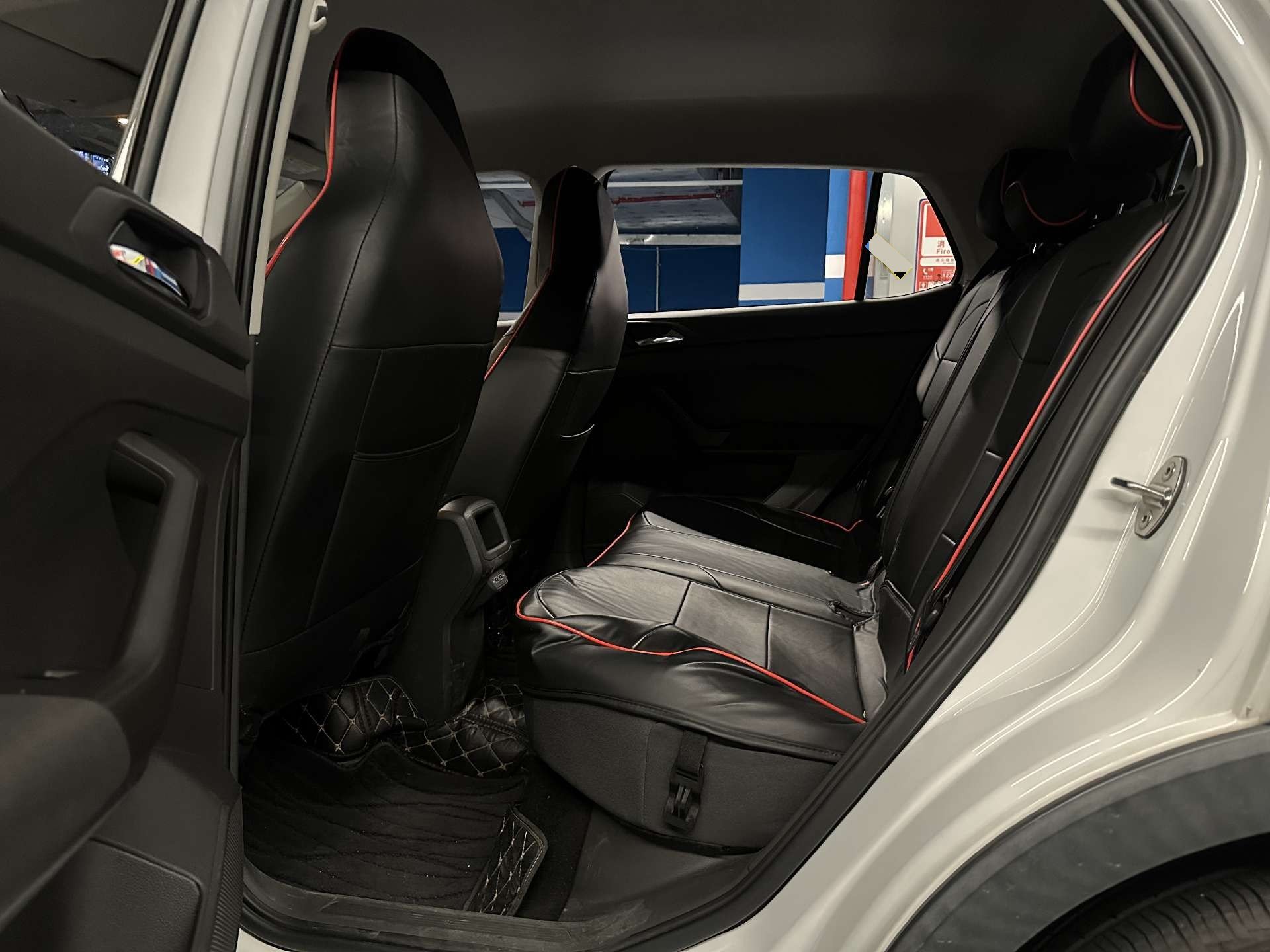 Volkswagen T-Cross 2020 #6 Volkswagen T-Cross 2020 car image #6
