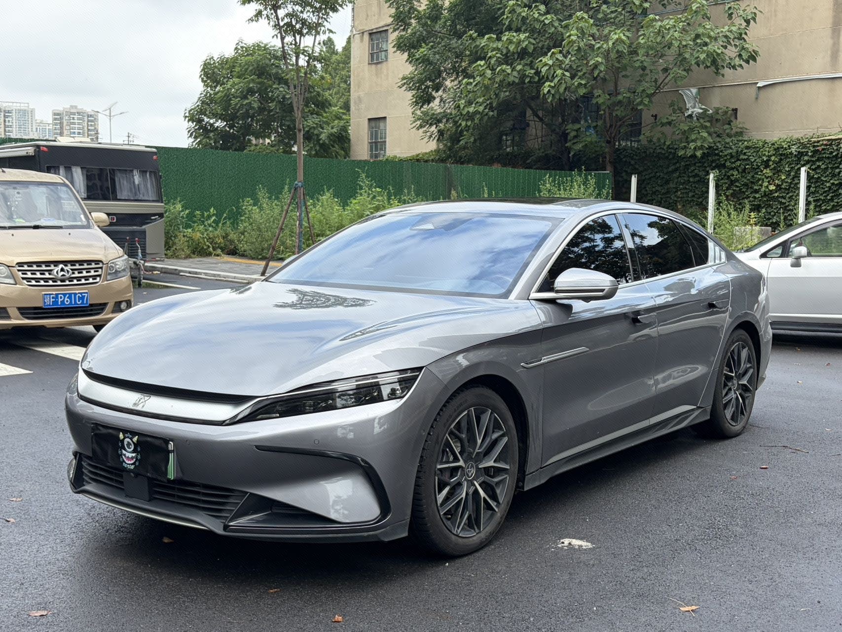 BYD Han 2022 BYD Han 2022 car image