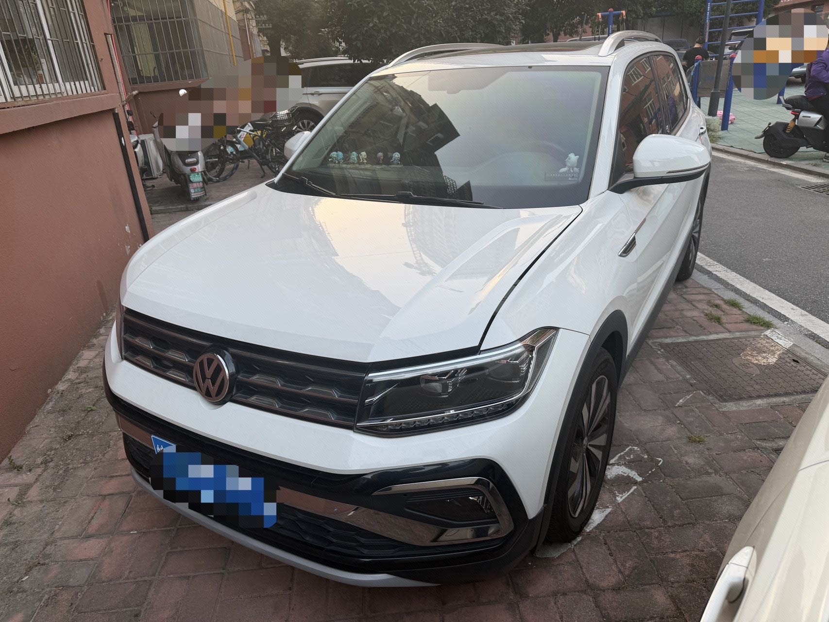 Volkswagen T-Cross 2019 Volkswagen T-Cross 2019 car image