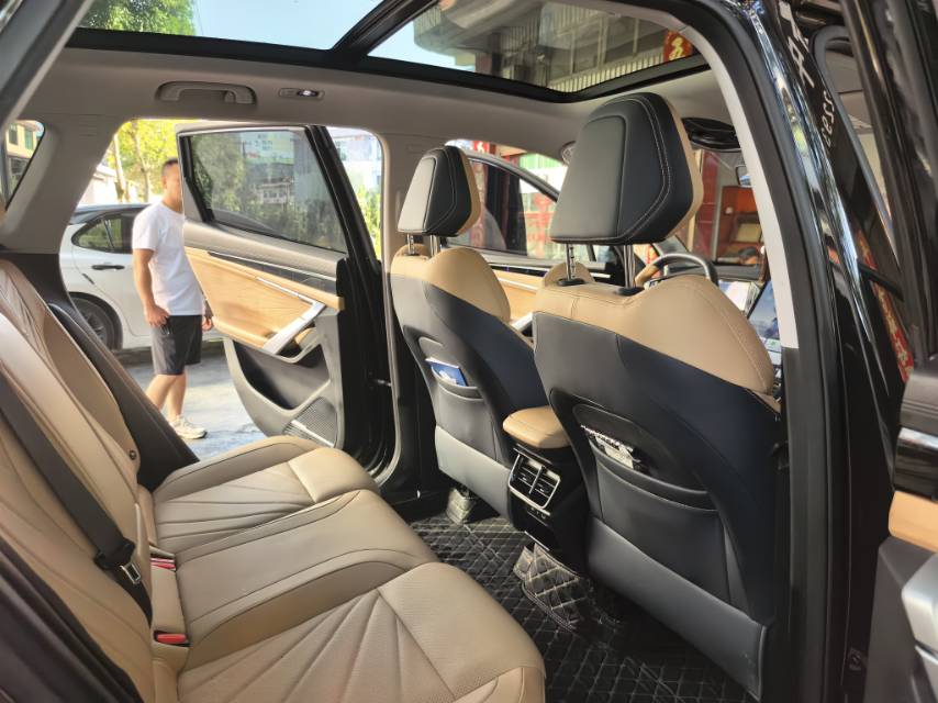 GEELY Boyue L 2023 #2 GEELY Boyue L 2023 صورة سيارة #2