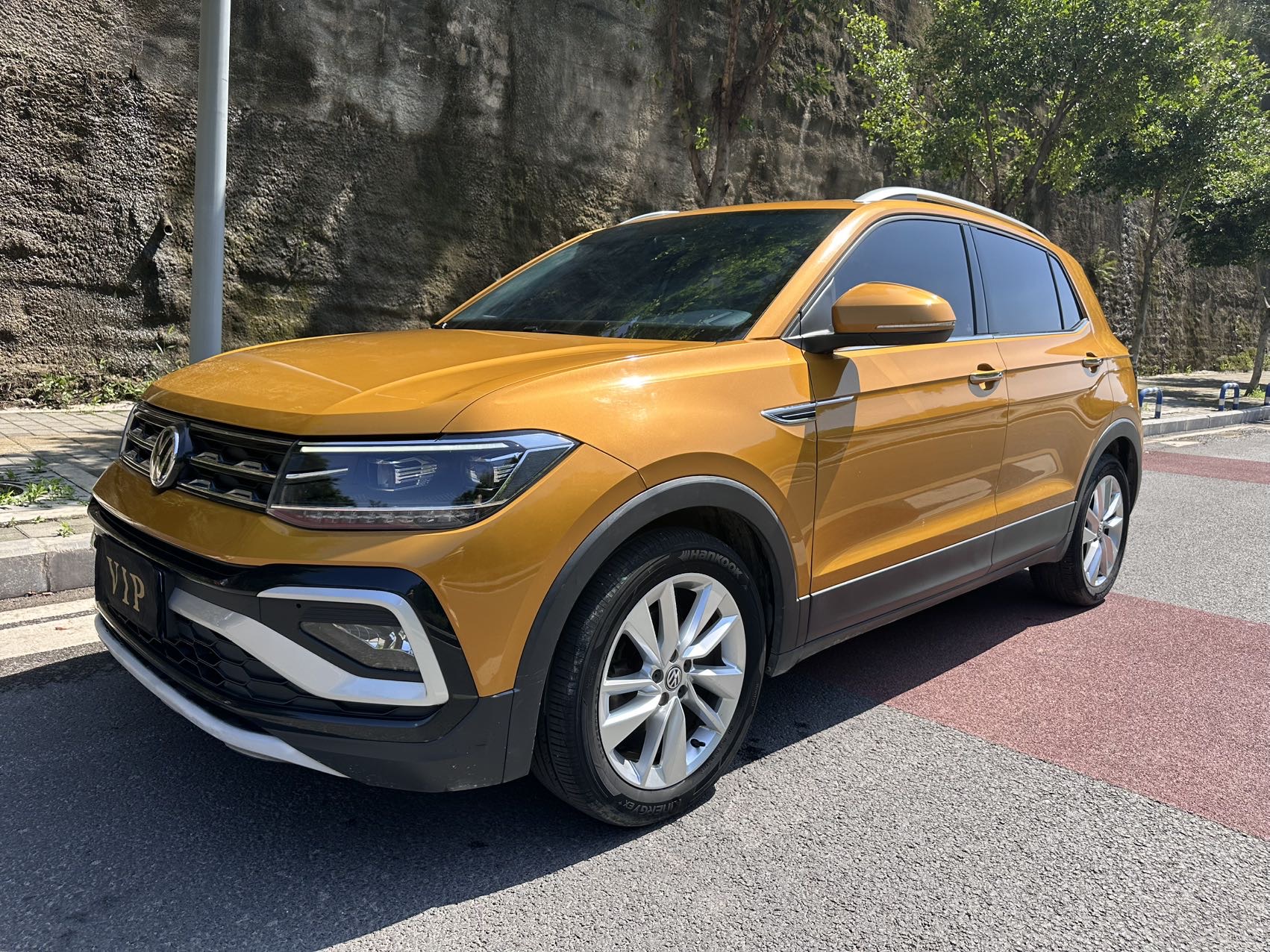 Volkswagen T-Cross 2019 car image 