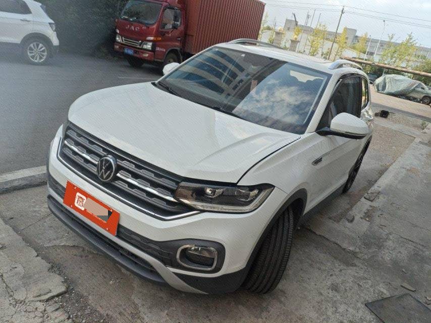 2024 immagine di auto 