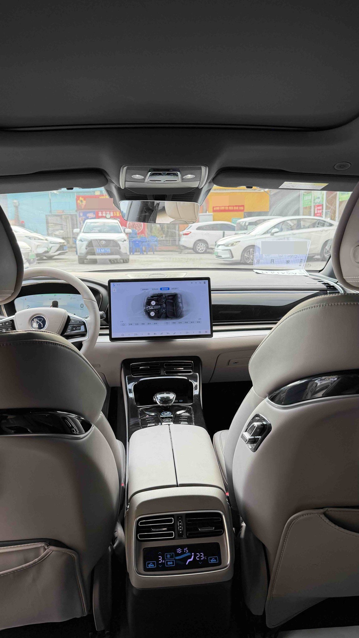BYD Han 2024 car image #5