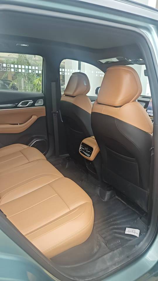 GEELY Boyue L 2026 #4 GEELY Boyue L 2026 car image #4