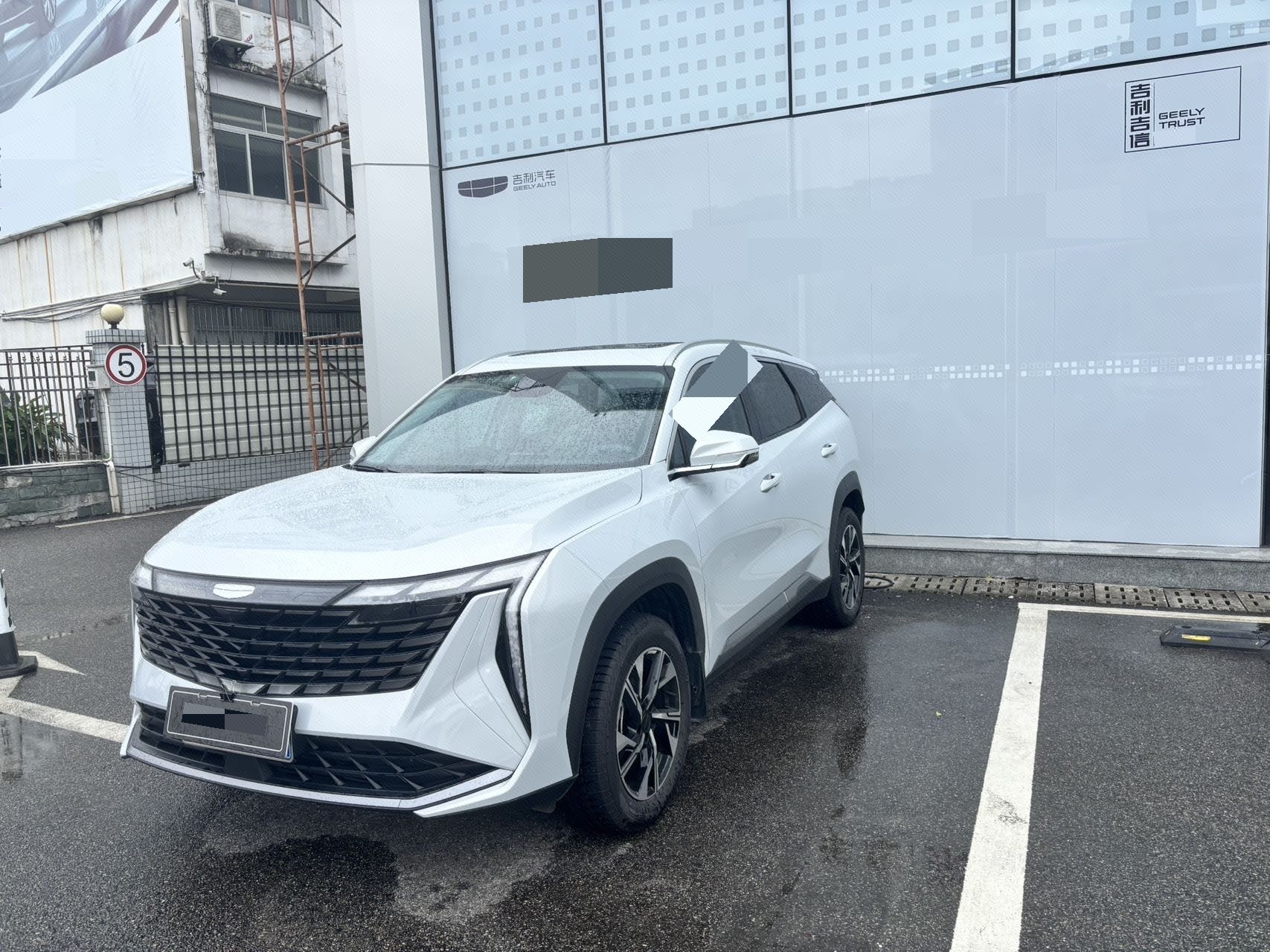 GEELY Boyue L 2025 GEELY Boyue L 2025 car image