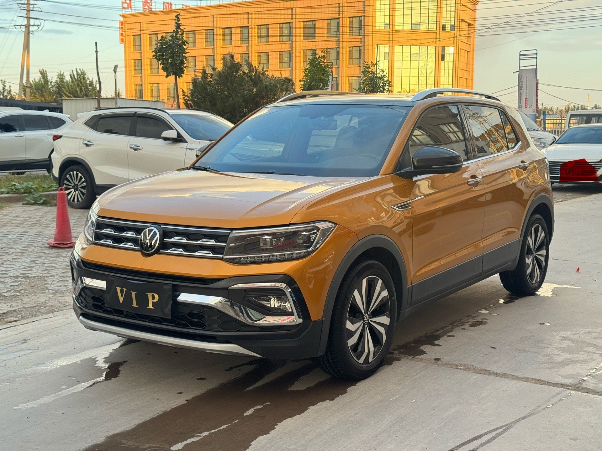 Volkswagen T-Cross 2021 Volkswagen T-Cross 2021 car image