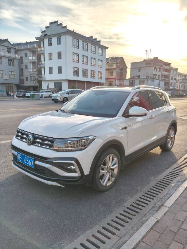 2019 car image 