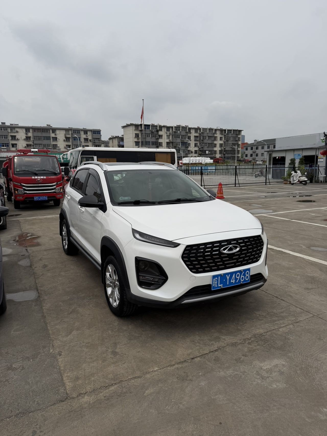 Chery Tiggo 3x 2023 imagen de coche #3