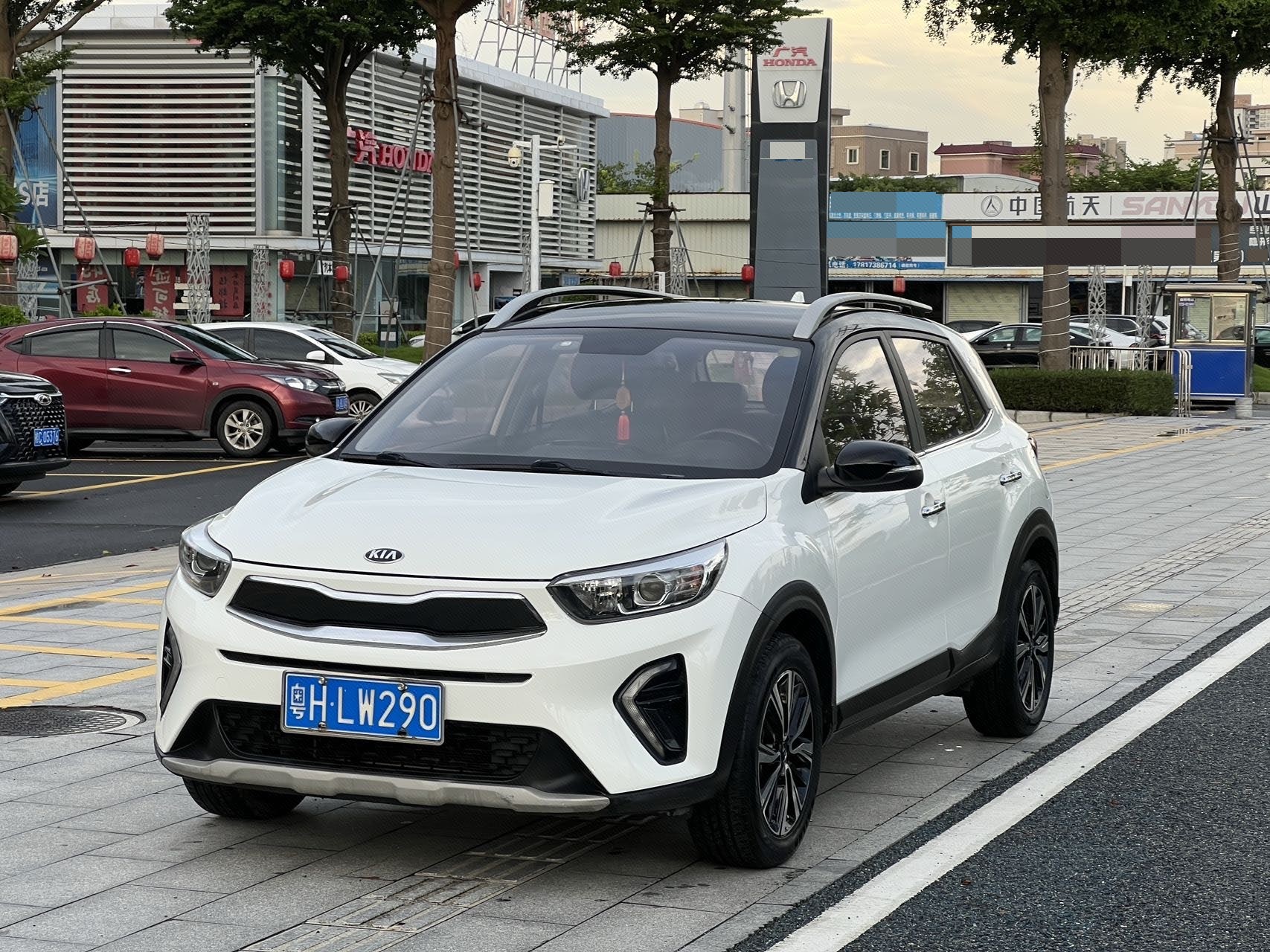 Kia KX1 2019 car image 