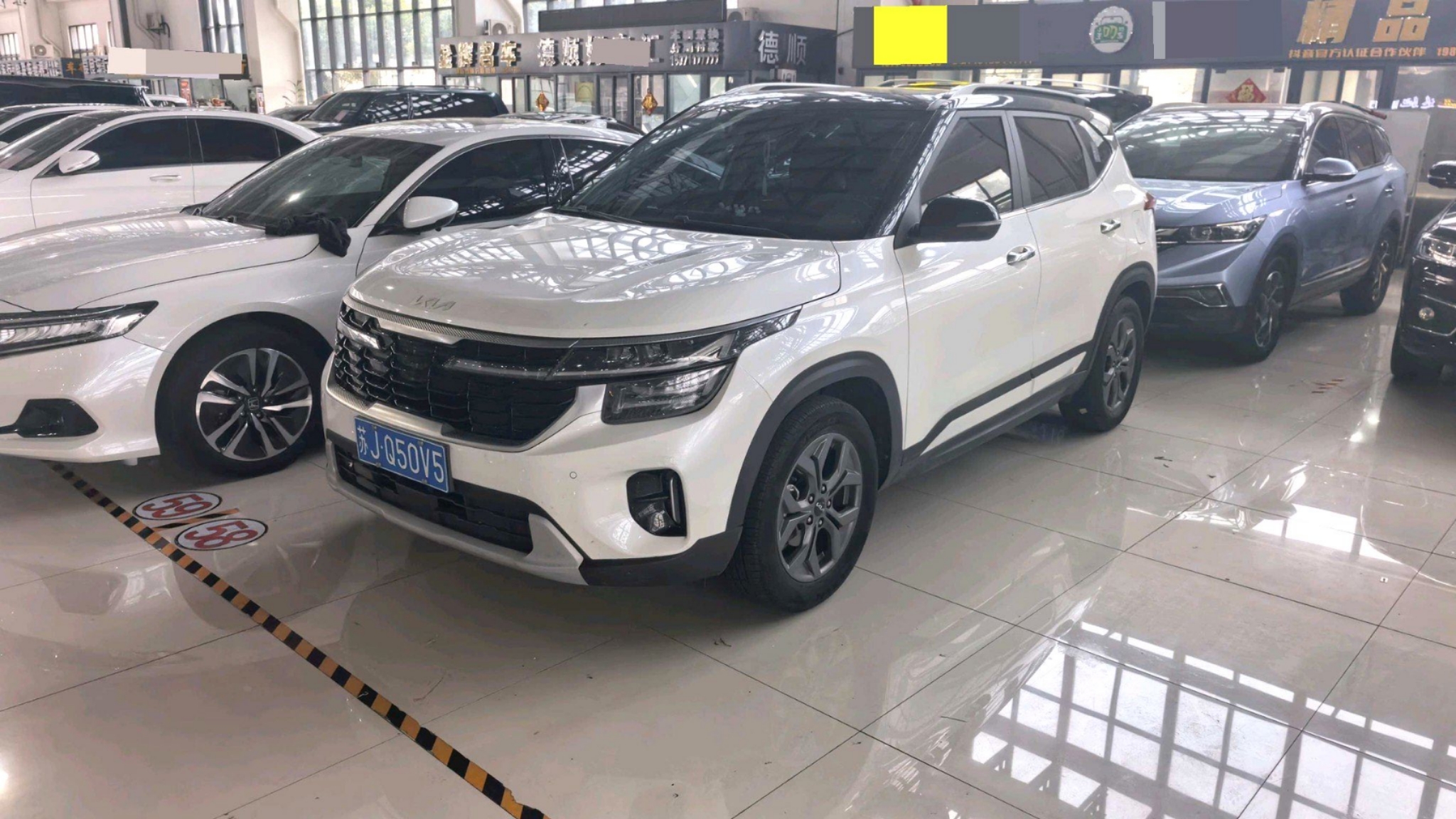 Kia Seltos 2023 car image 