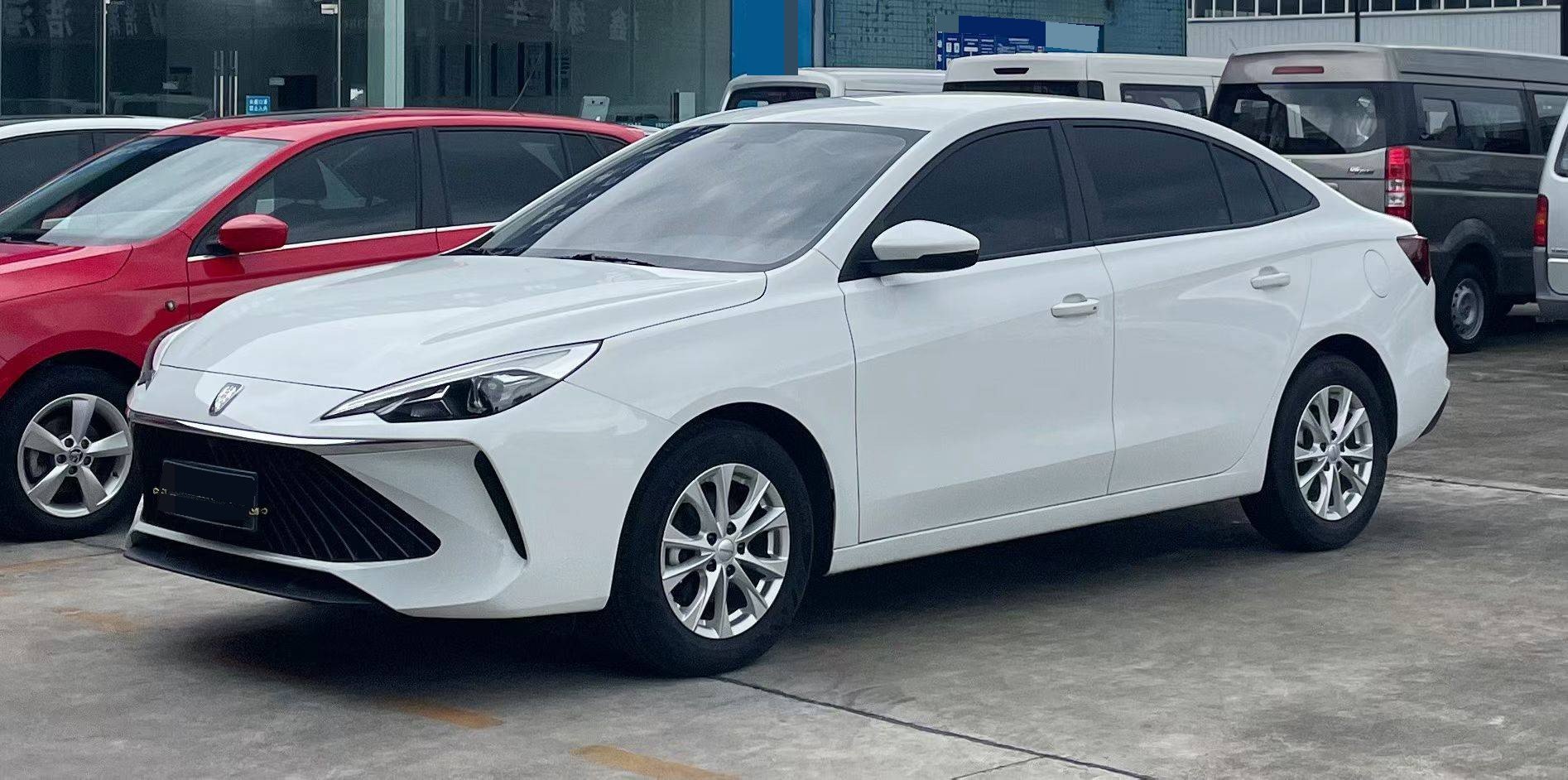 Roewe i5 2025 immagine di auto 