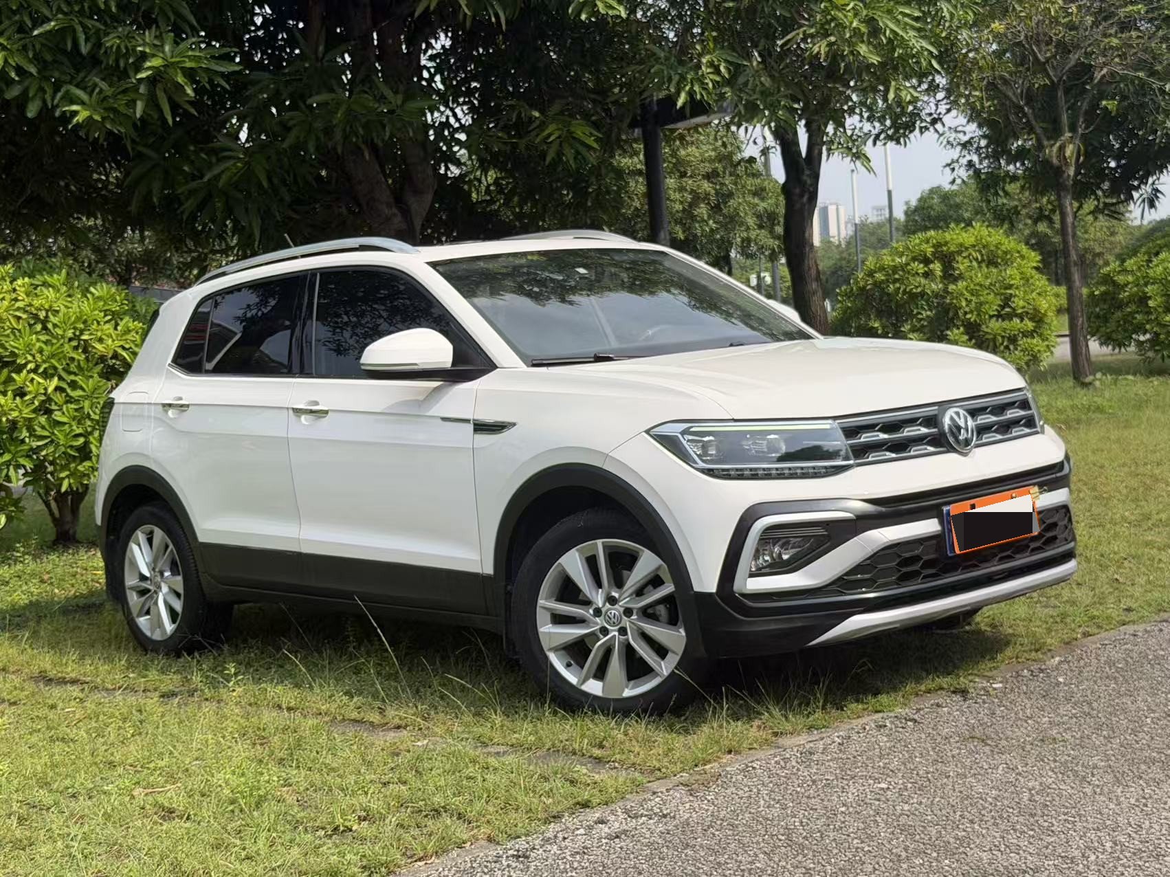 Volkswagen T-Cross 2021 #2 Volkswagen T-Cross 2021 car image #2