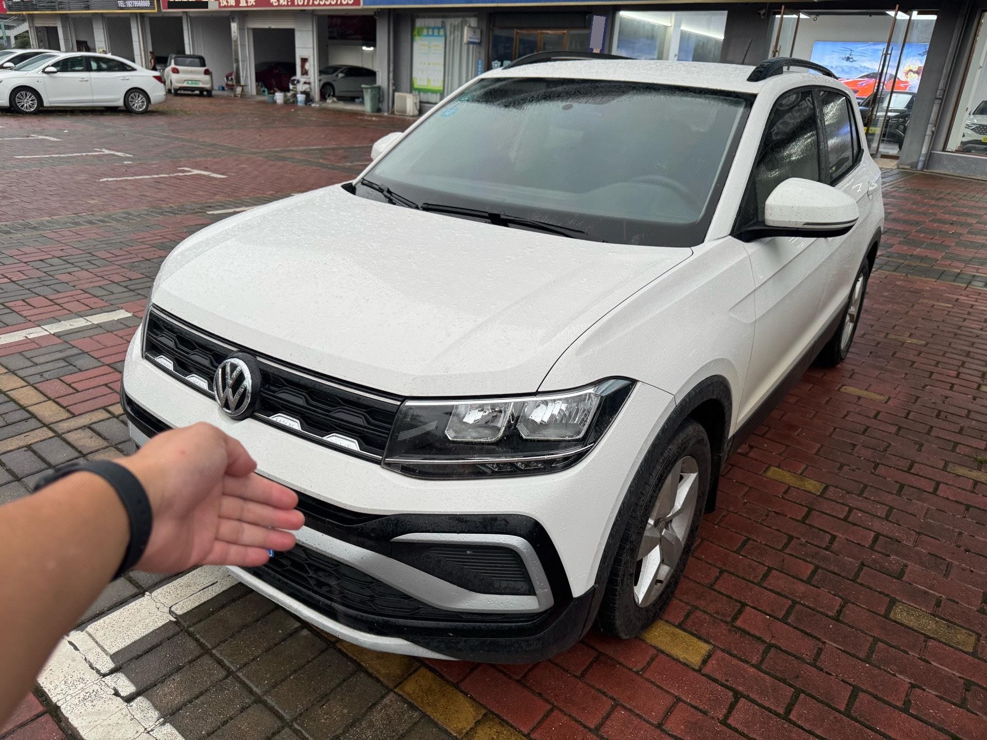 Volkswagen T-Cross 2020 Volkswagen T-Cross 2020 car image