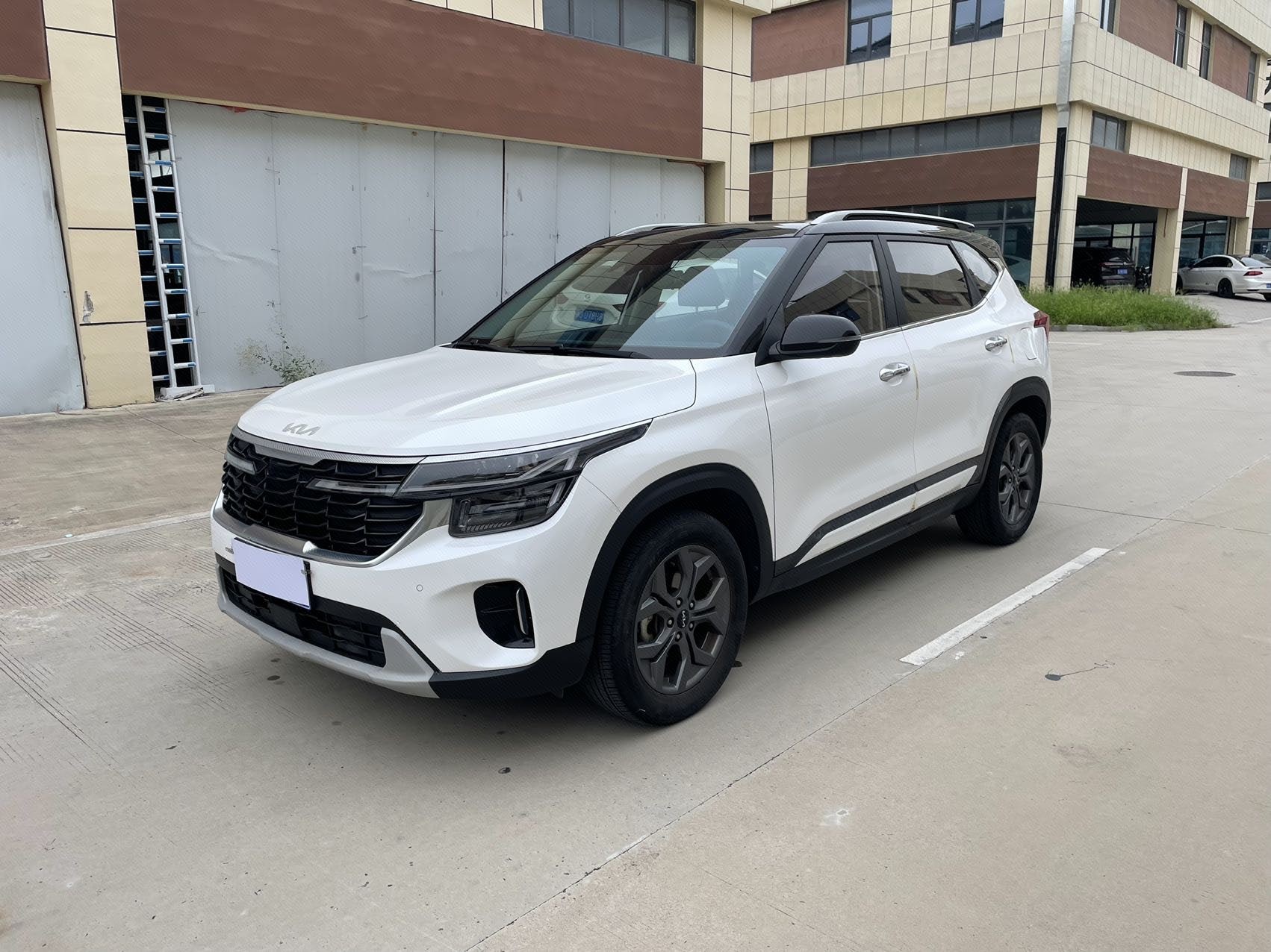 Kia Seltos 2023 Kia Seltos 2023 car image
