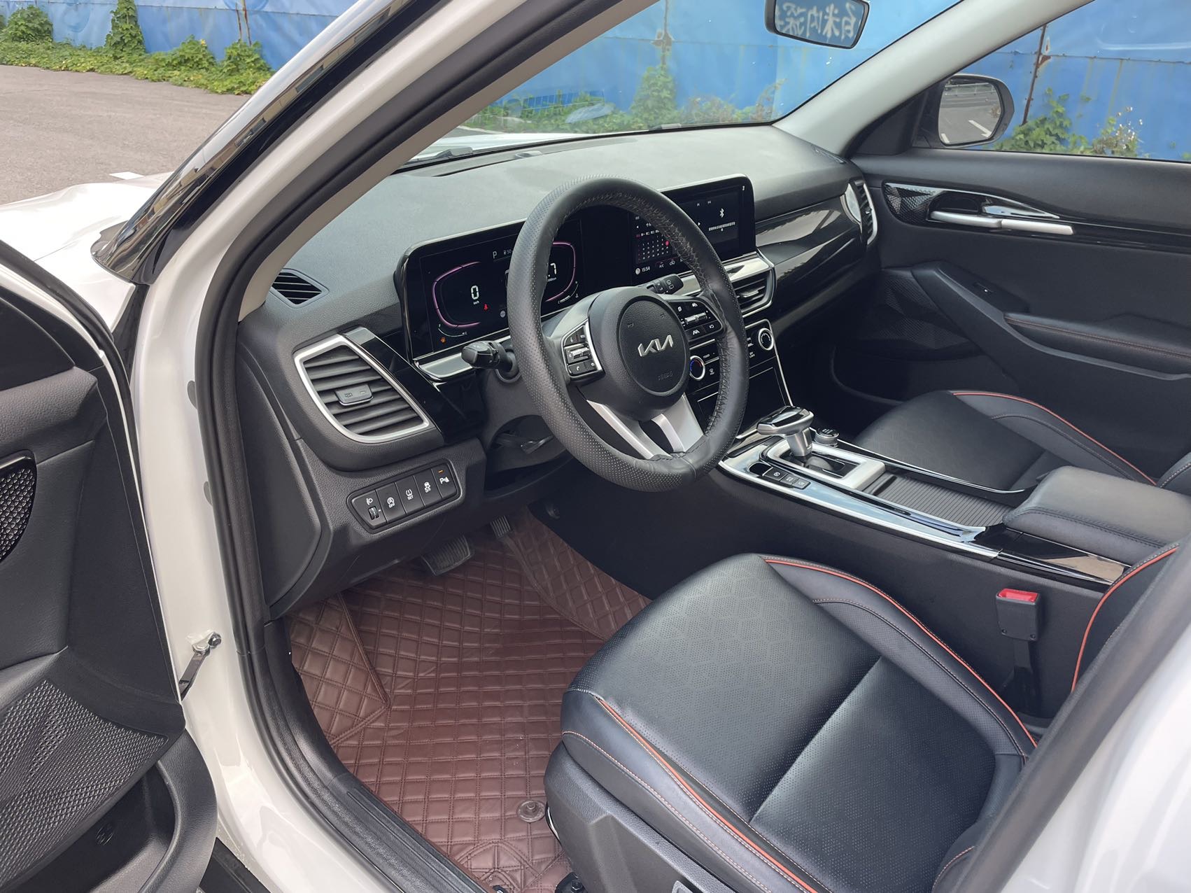 Kia Seltos 2023 immagine di auto #4
