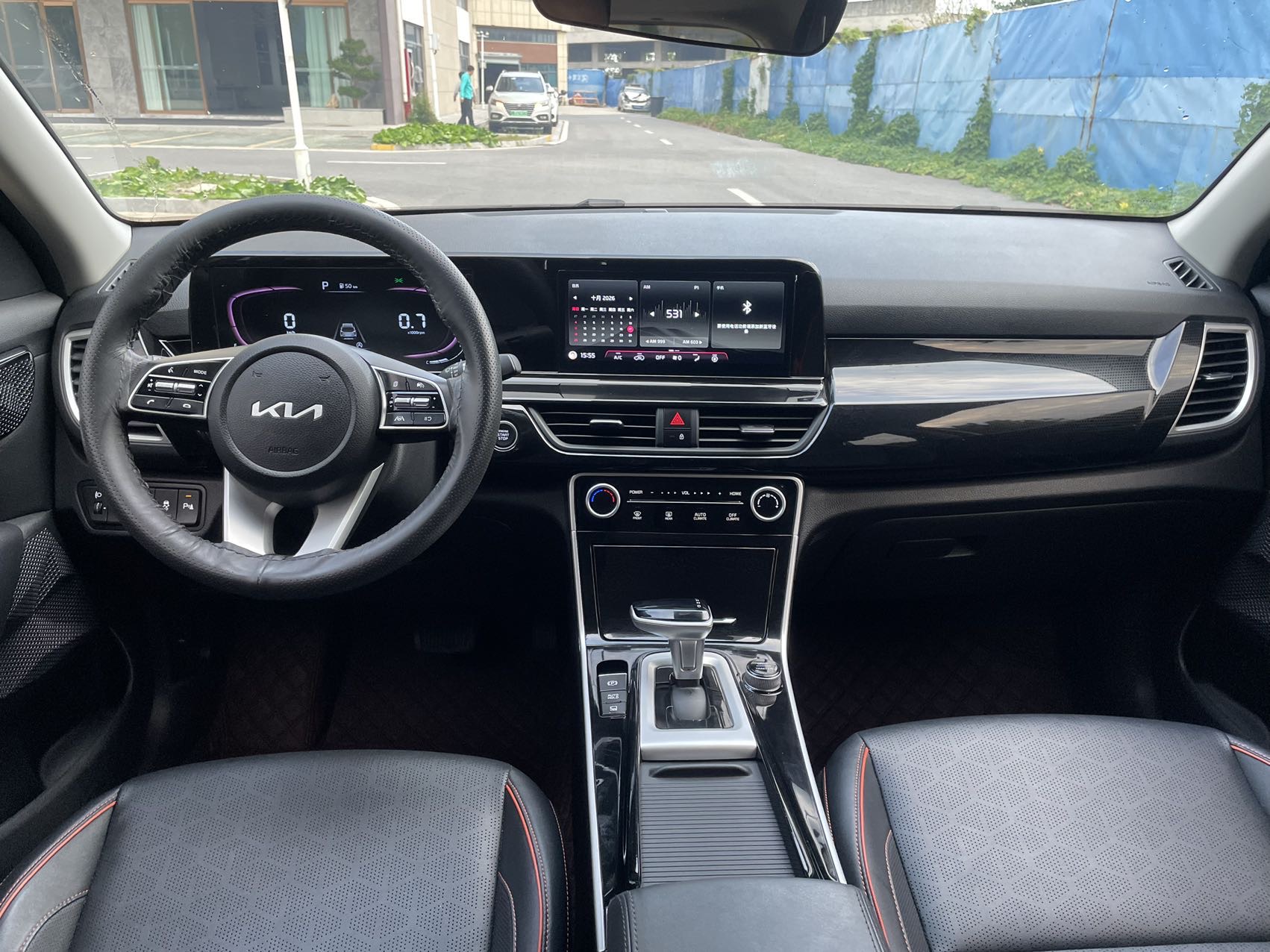 Kia Seltos 2023 immagine di auto #6