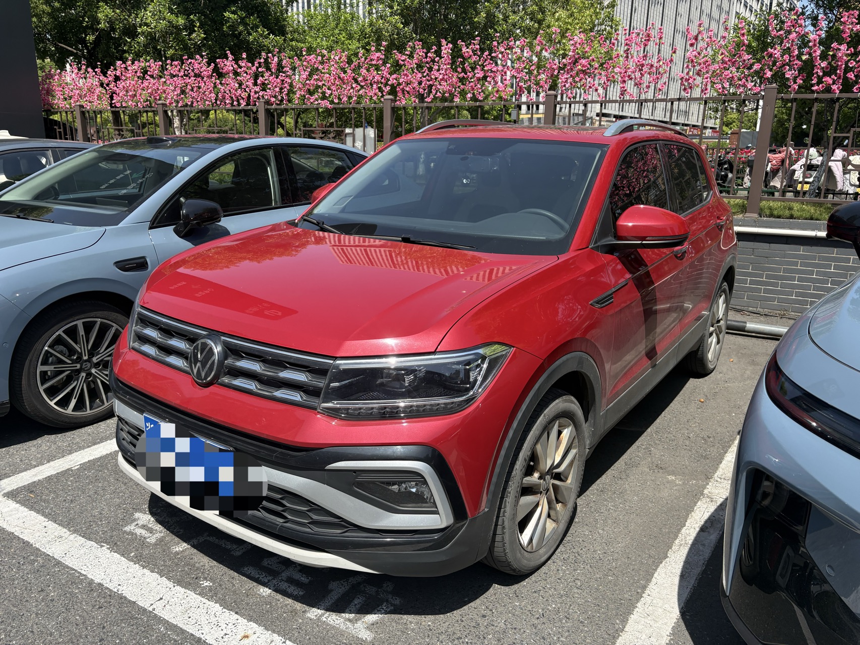 Volkswagen T-Cross 2021 car image 