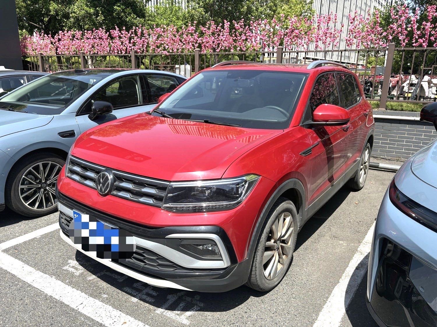 Volkswagen T-Cross 2021 car image 