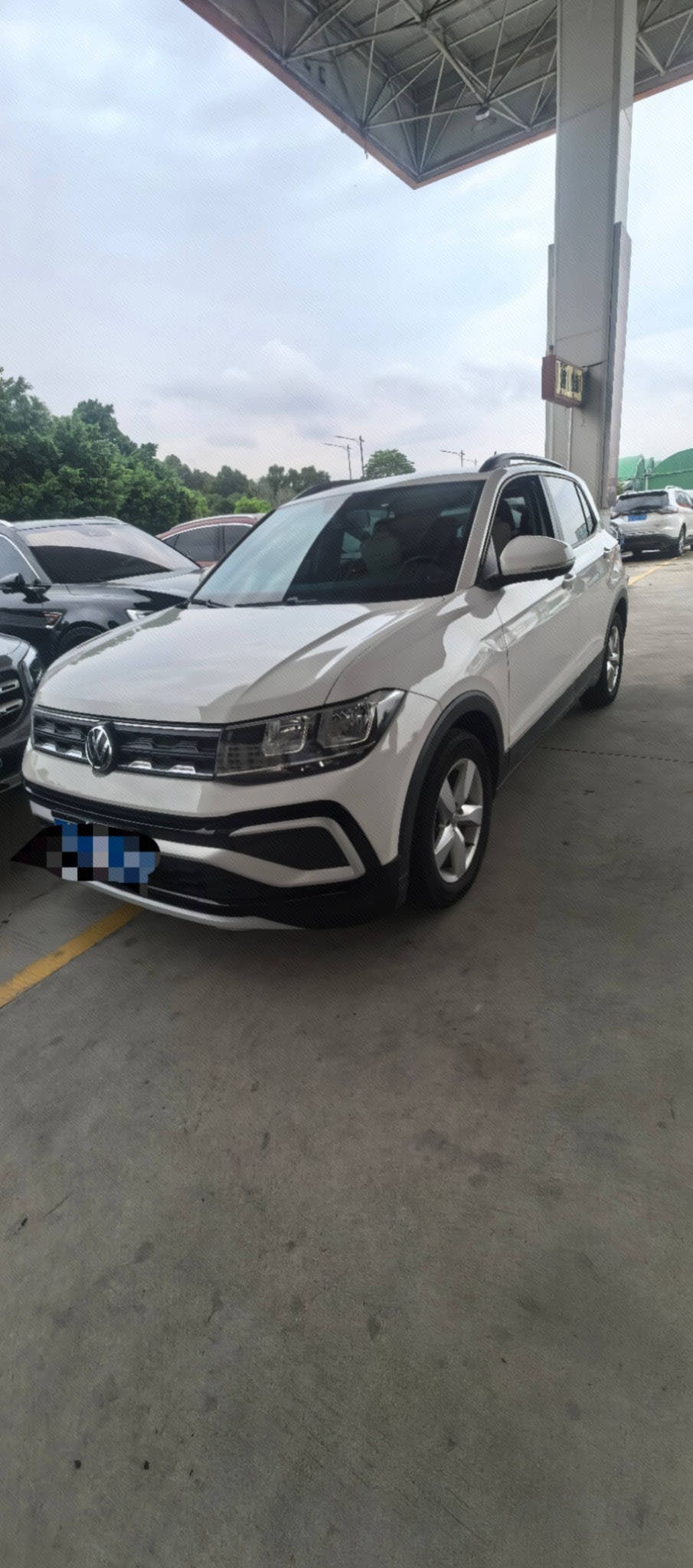 Volkswagen T-Cross 2020 Volkswagen T-Cross 2020 car image