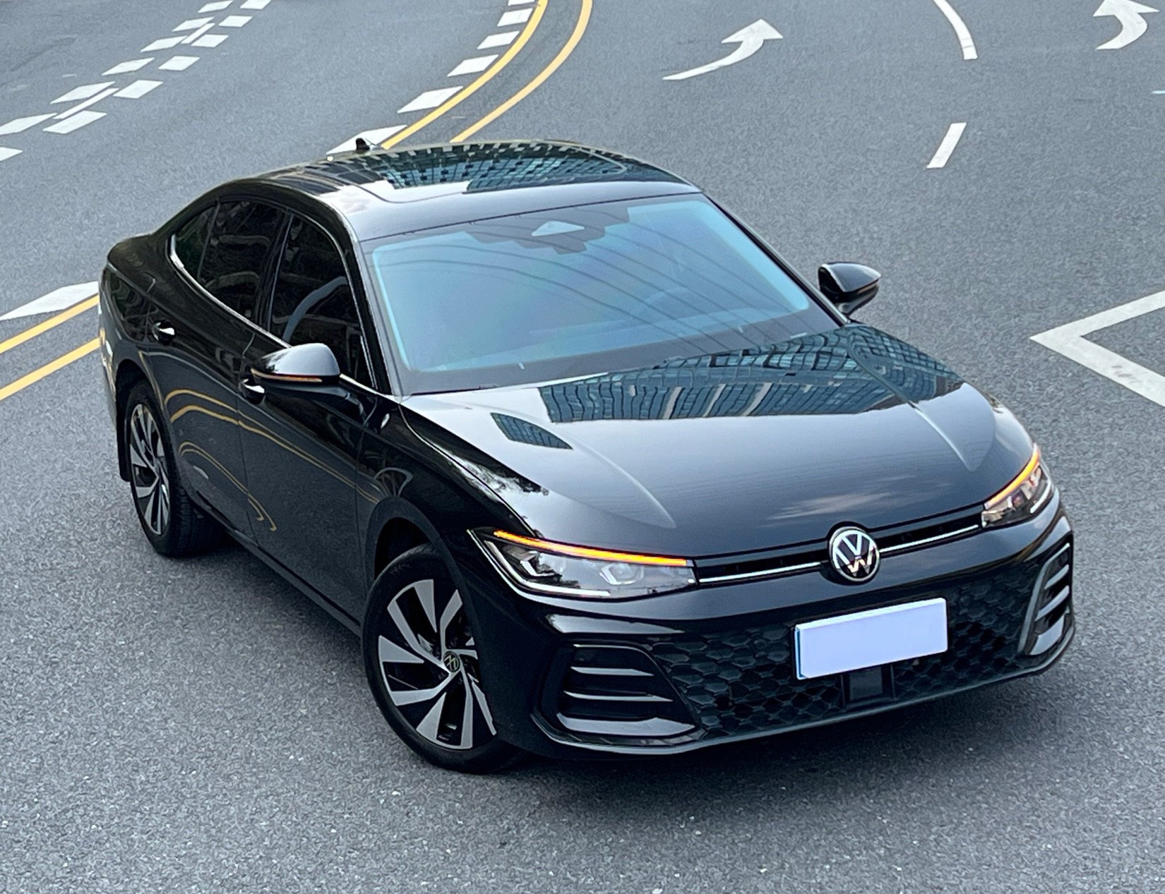 Volkswagen Passat 2025 #3 Volkswagen Passat 2025 car image #3