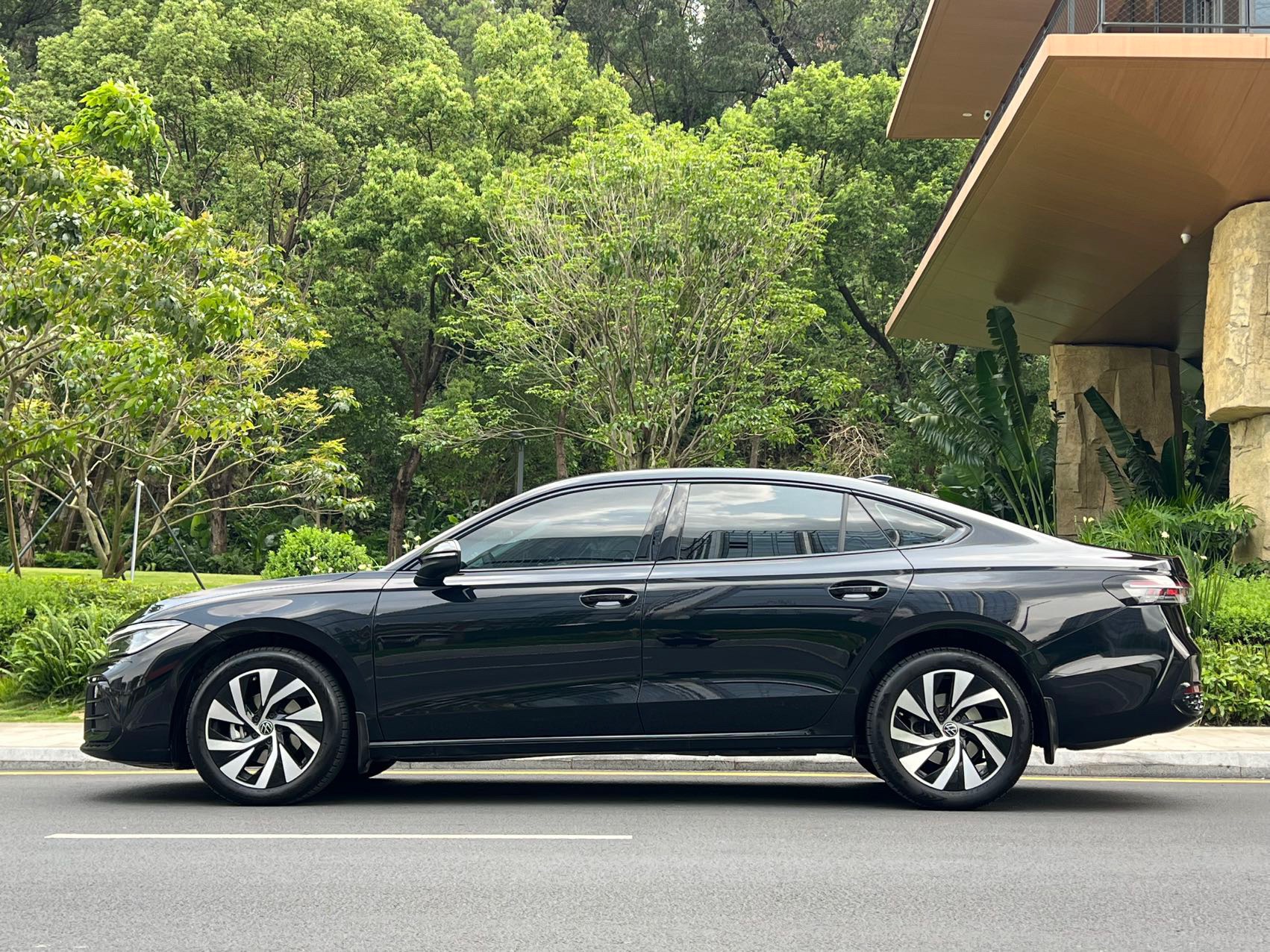 Volkswagen Passat 2025 #4 Volkswagen Passat 2025 car image #4