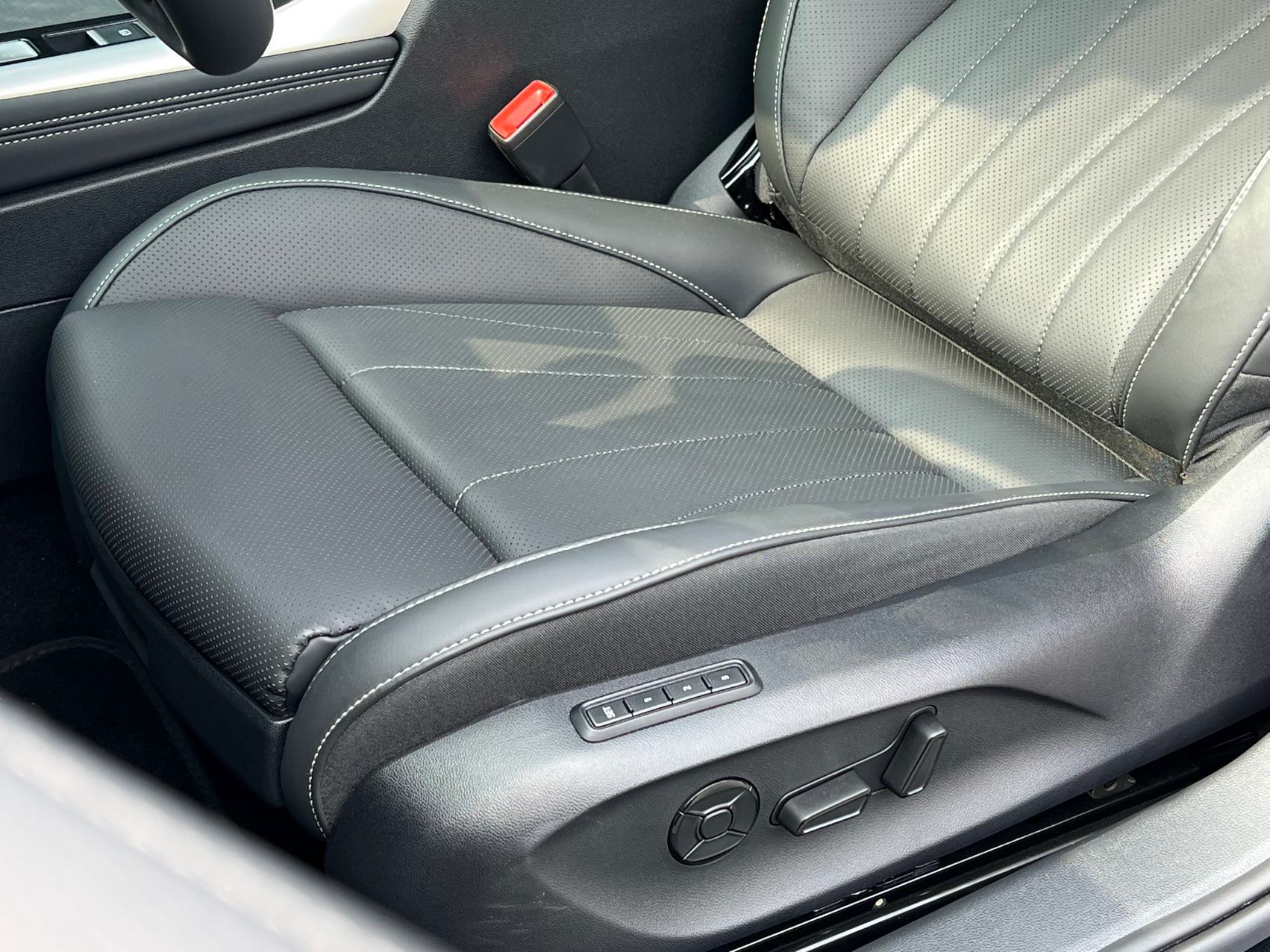 Volkswagen Passat 2025 #18 Volkswagen Passat 2025 car image #18