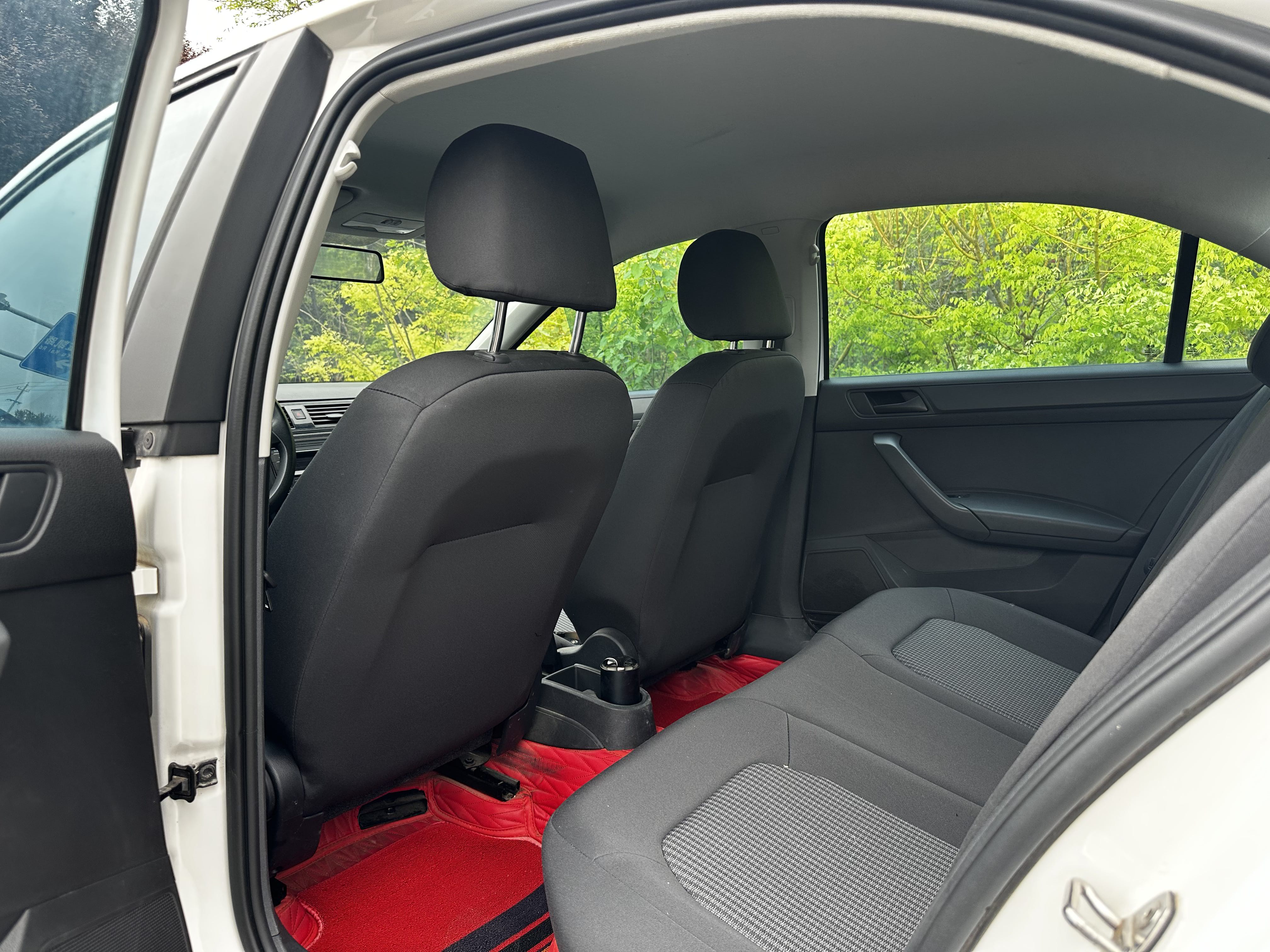 Volkswagen Santana 2023 car image #6