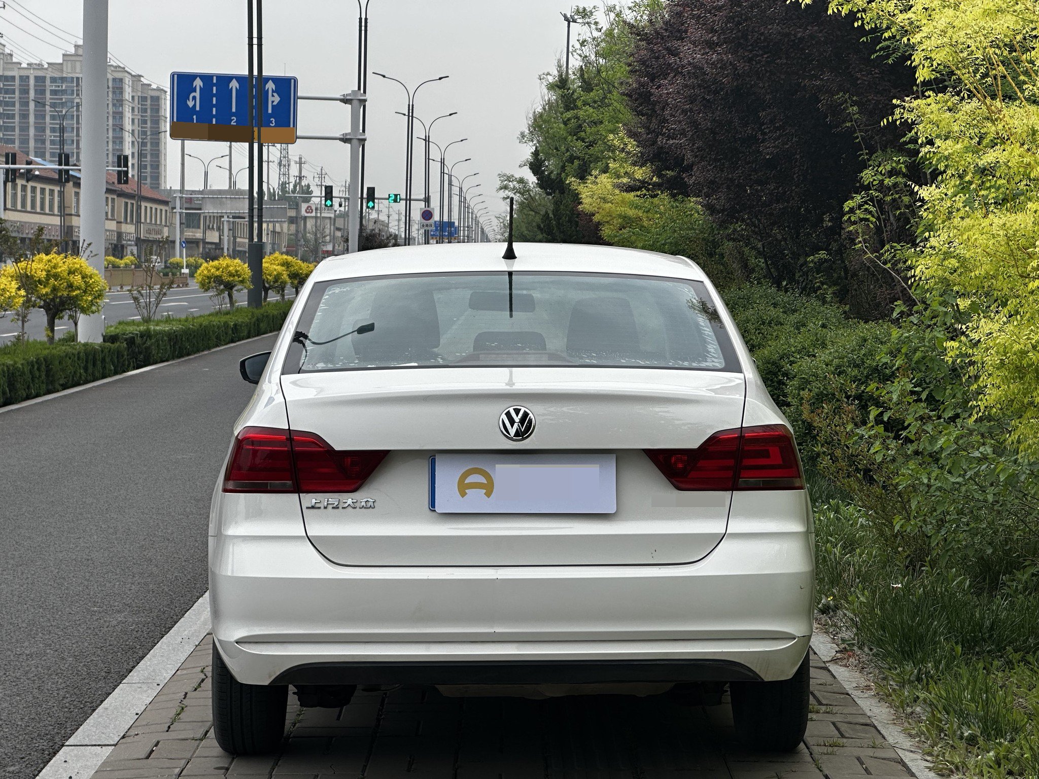 Volkswagen Santana 2023 car image #9