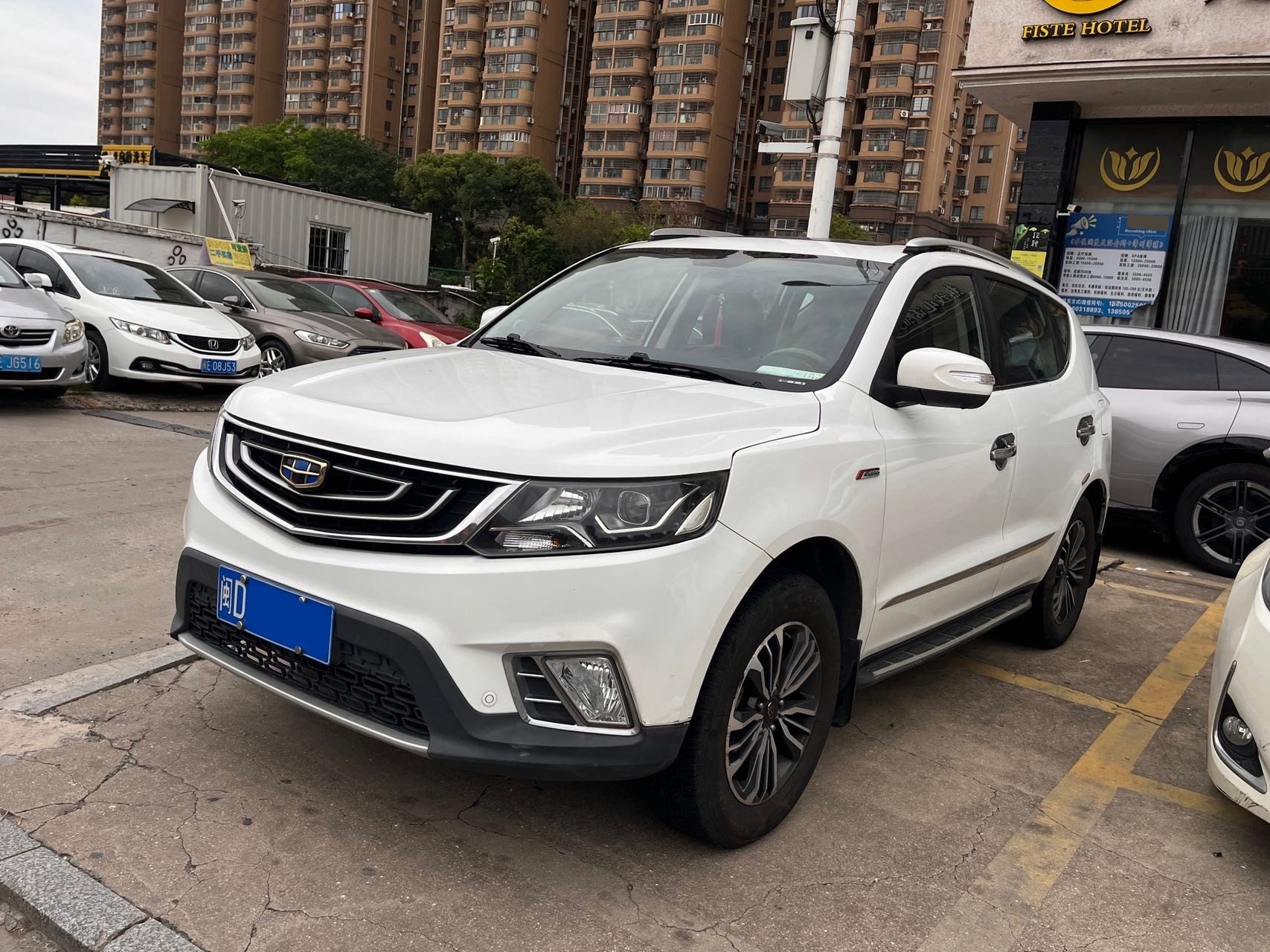 GEELY Vision X6 2017 GEELY Vision X6 2017 car image