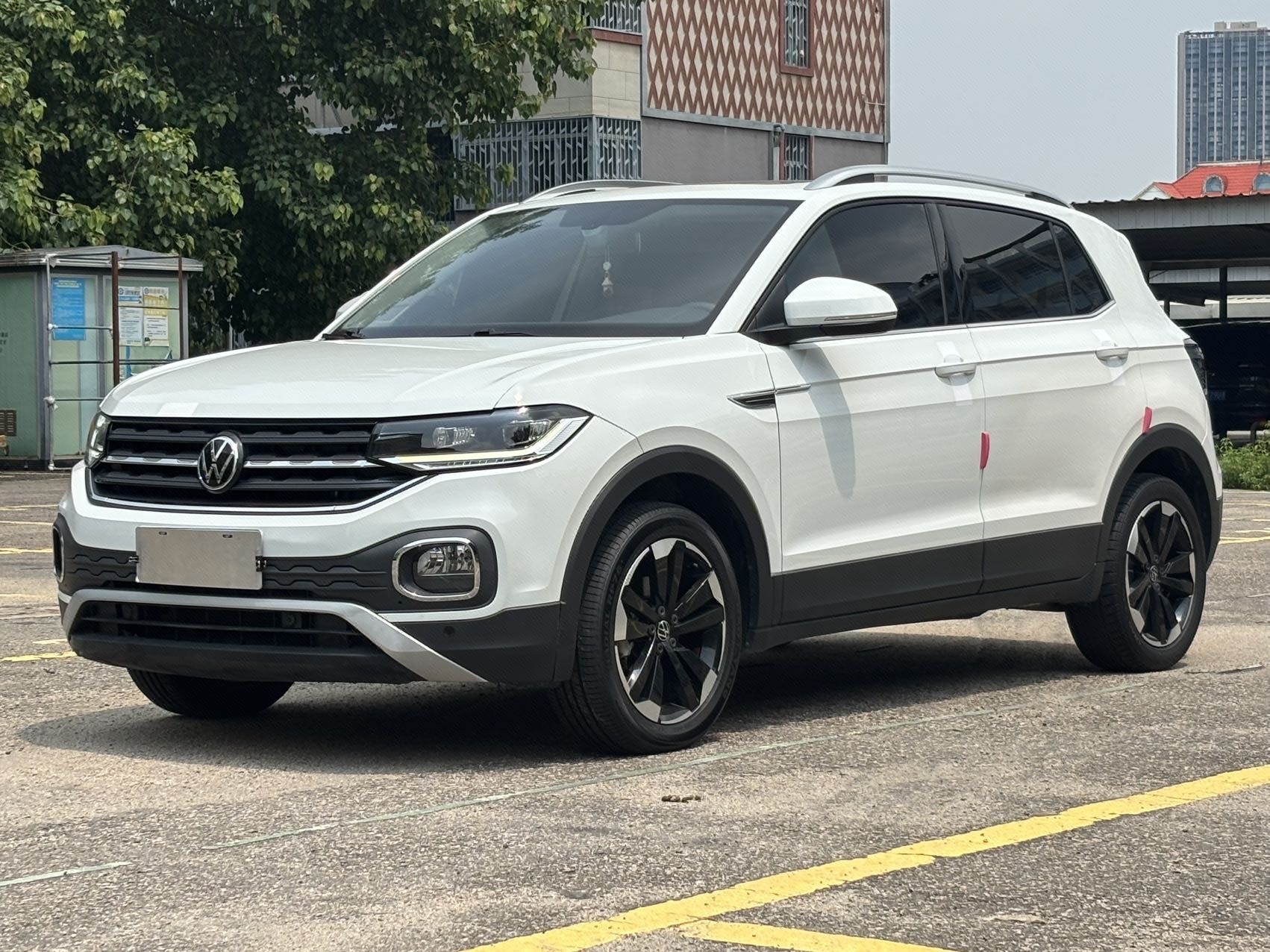 Volkswagen Tacqua 2023 car image 