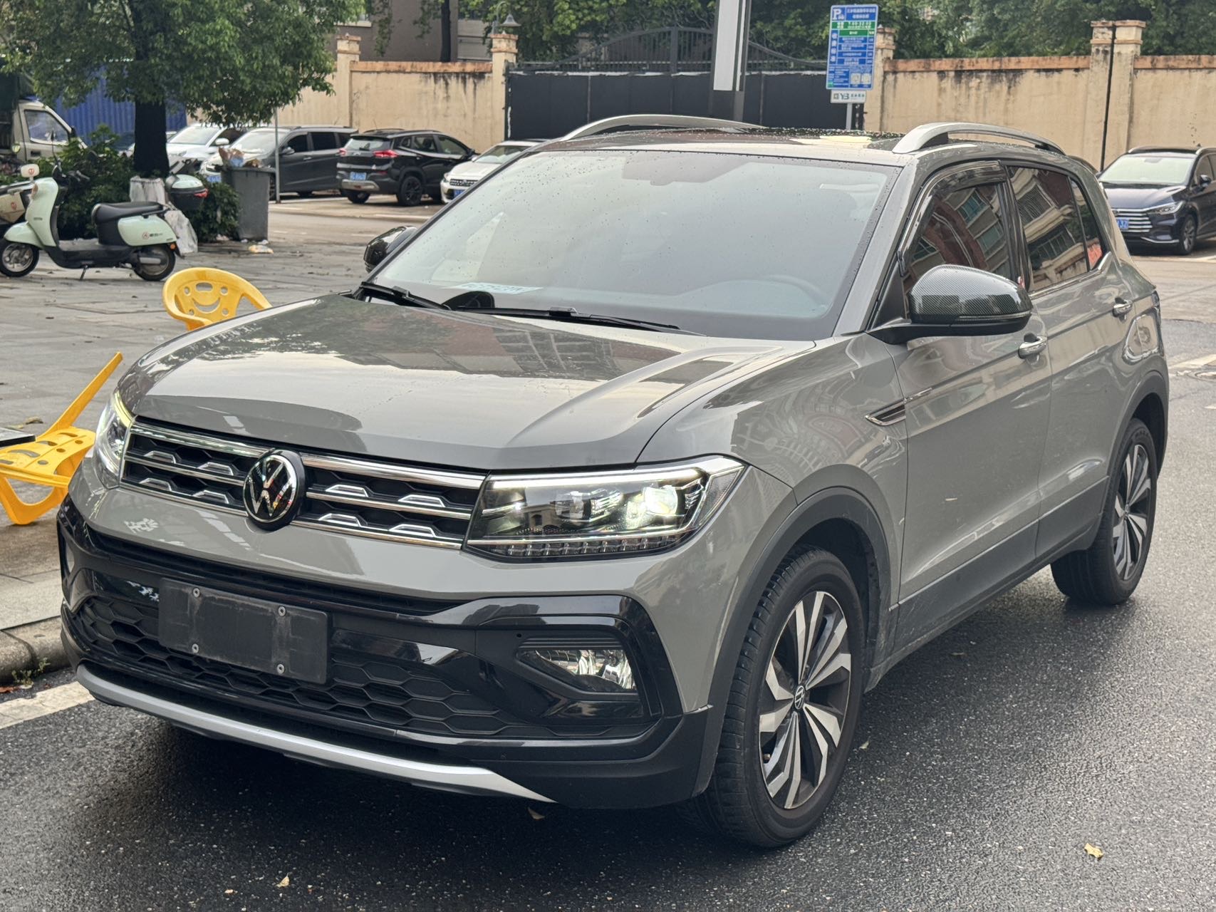 Volkswagen T-Cross 2021 Volkswagen T-Cross 2021 car image