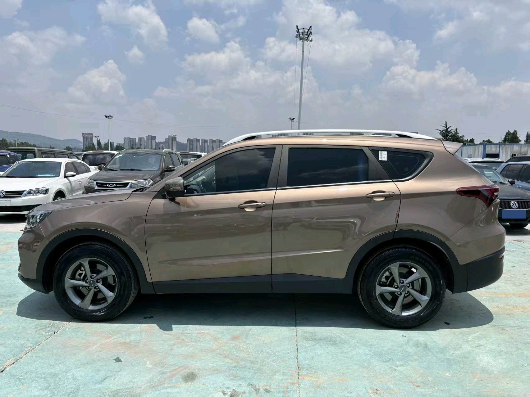 Jetour X70M 2020 #9 Jetour X70M 2020 image de voiture #9