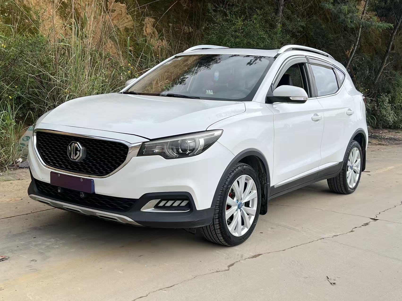MG ZS 2018 MG ZS 2018 car image