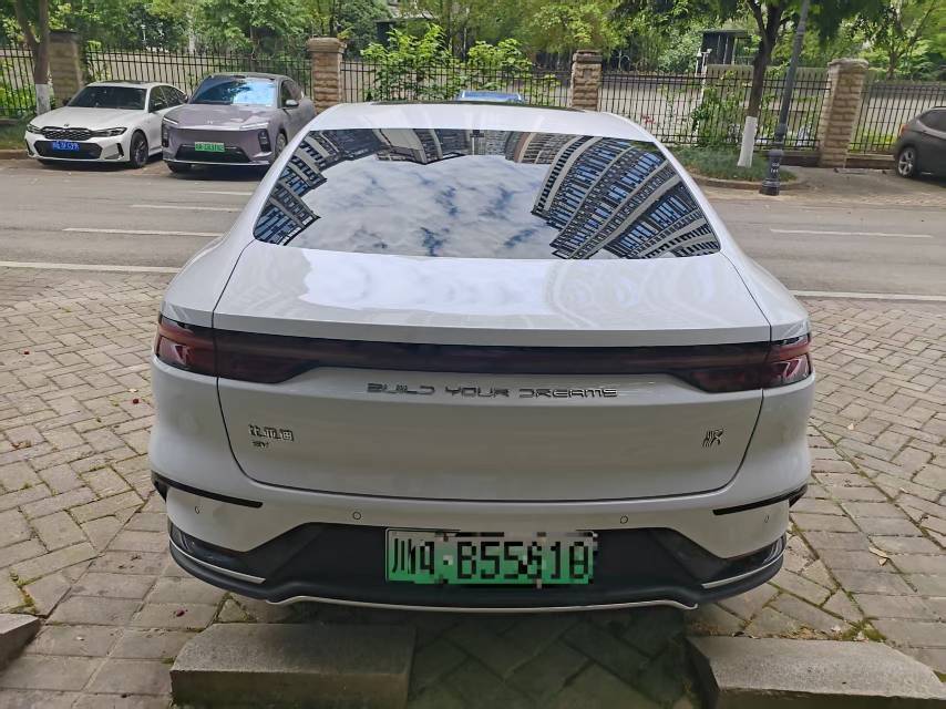 BYD Han 2023 immagine di auto #5