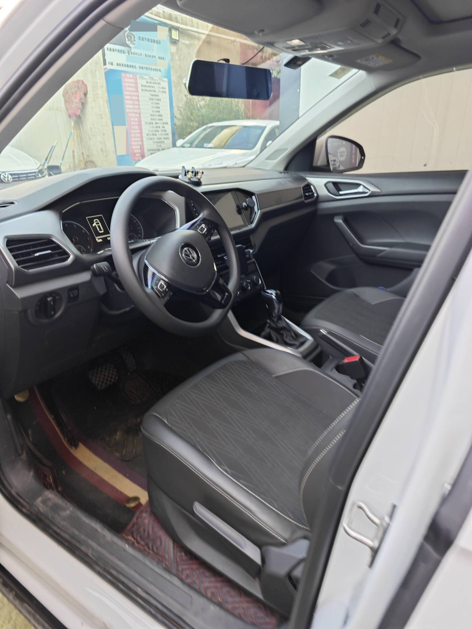 2019 #2 2019 car image #2