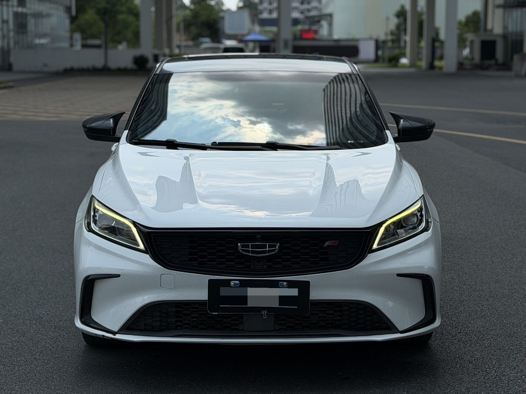 GEELY Binray 2022 car image #2