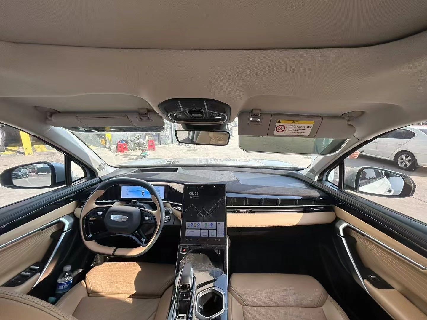 GEELY Boyue L 2023 car image #3