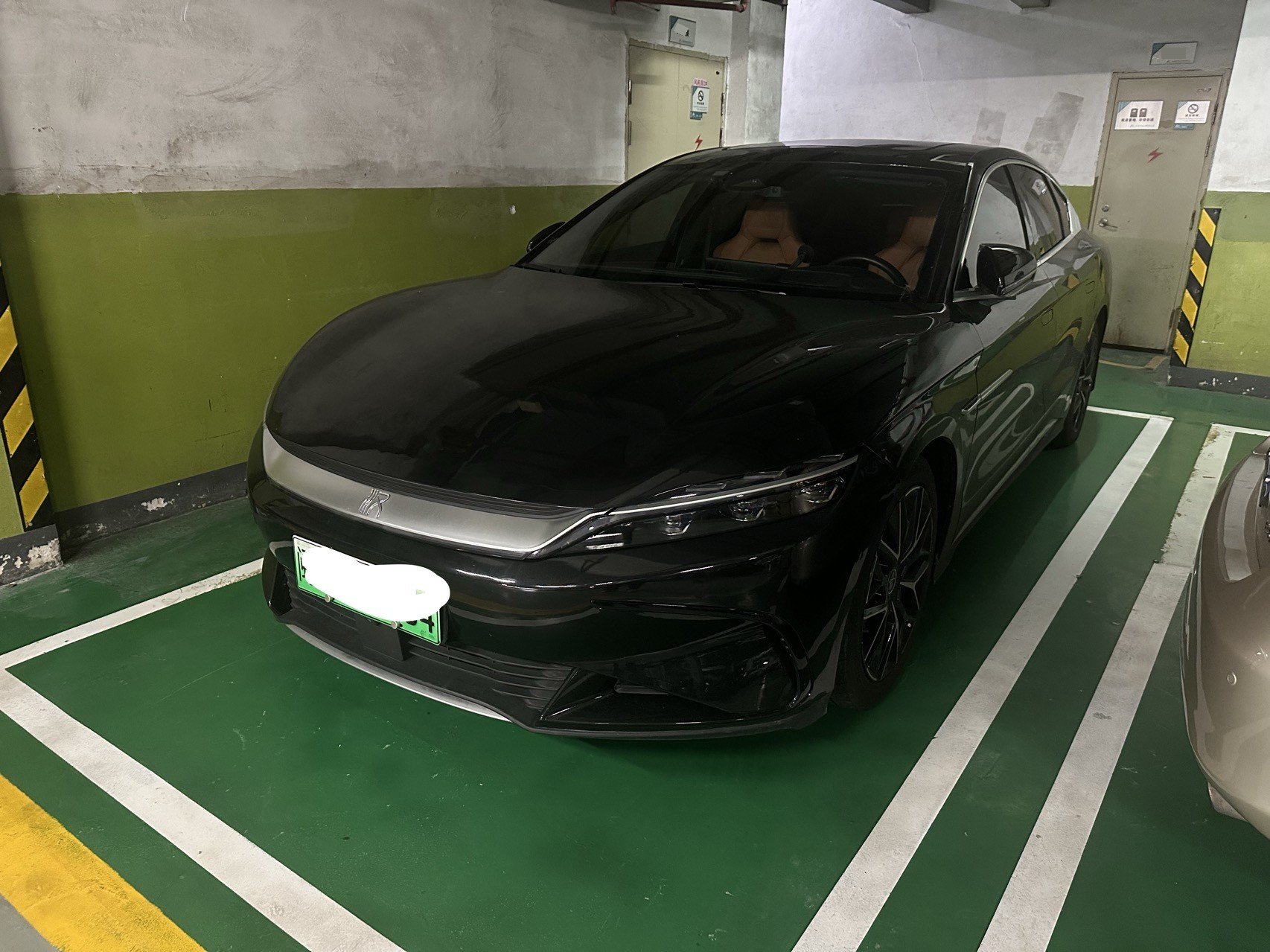 BYD Han 2023 car image 