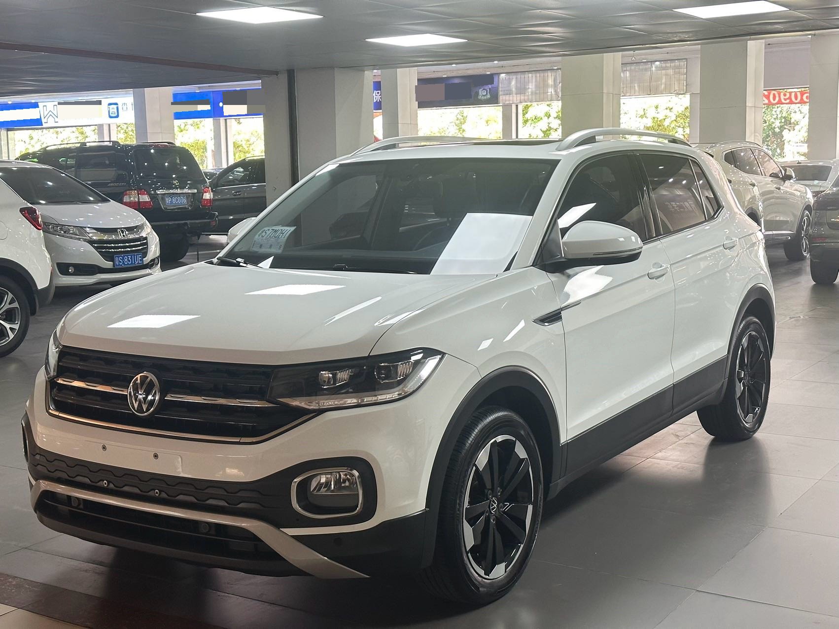 Volkswagen Tacqua 2022 Volkswagen Tacqua 2022 car image